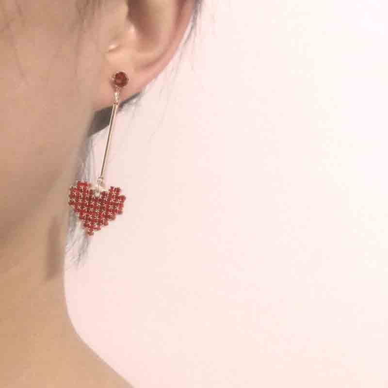 

Sweet Heart Decor Tasseled Earrings