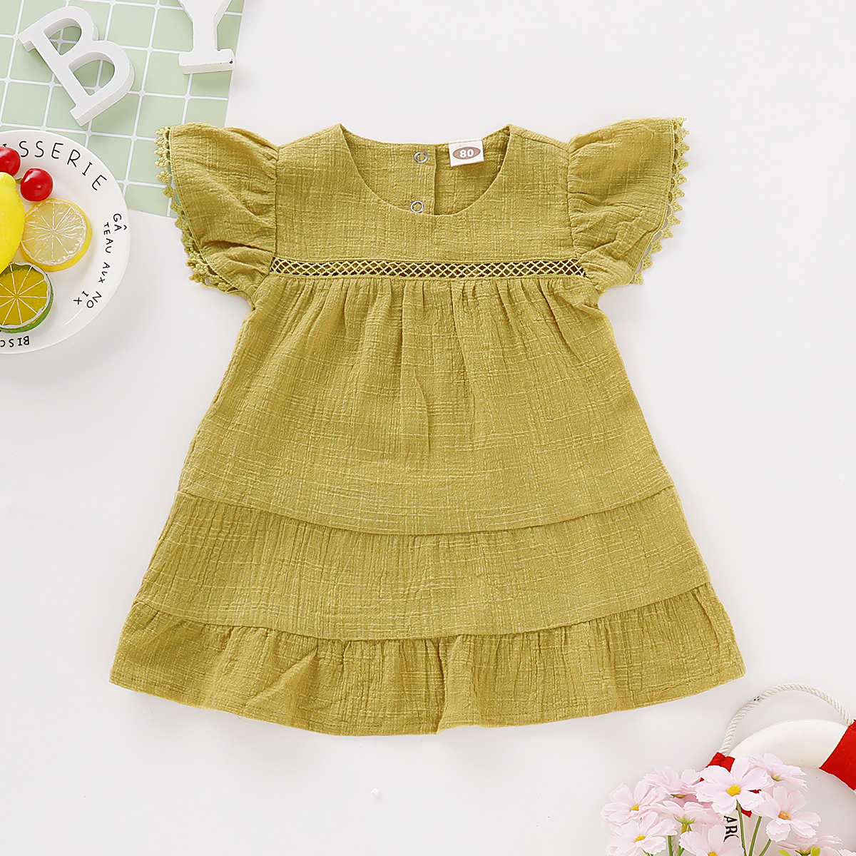 

Vintage Ruffle-sleeve Dress