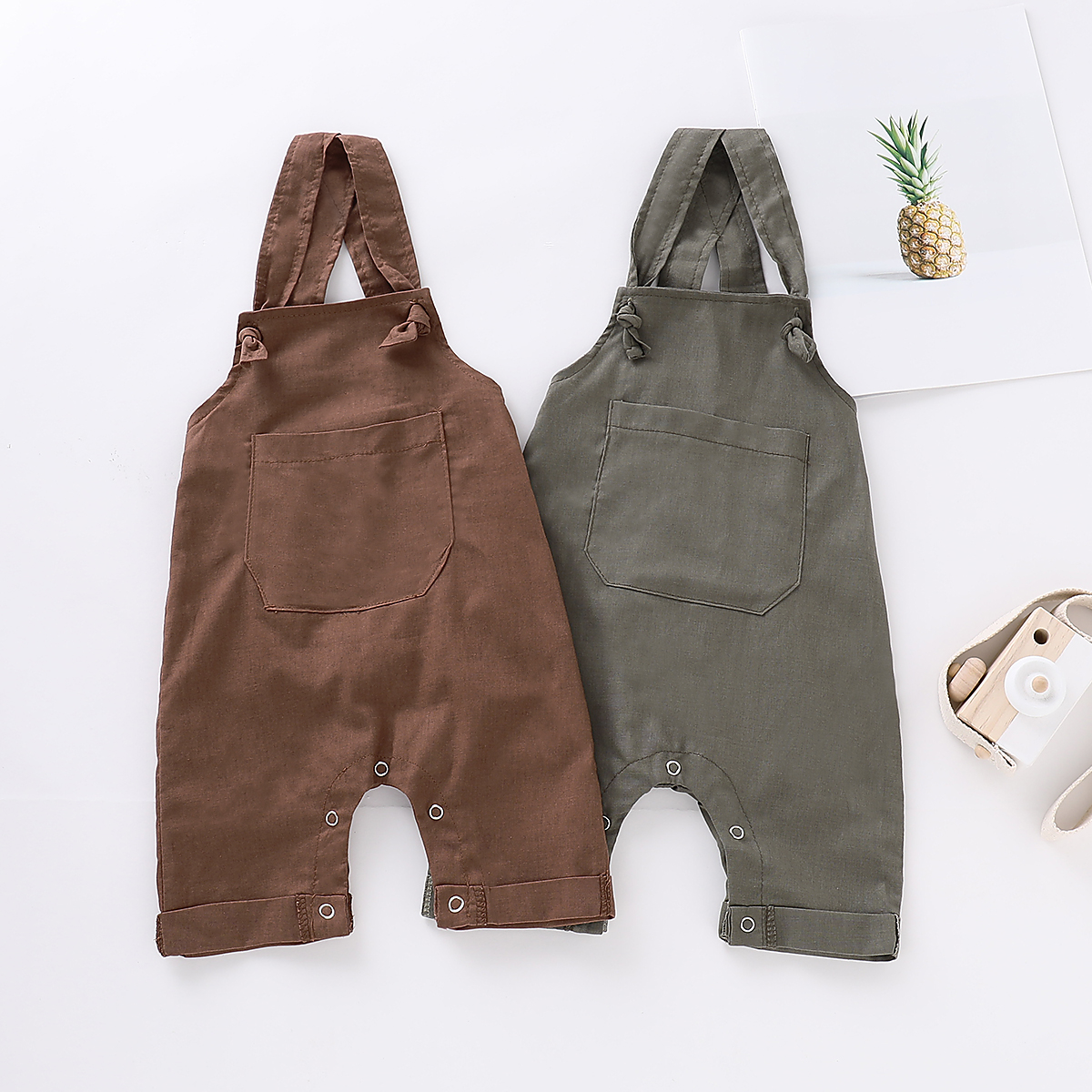 

Baby / Toddler Suspender Style Pocket Jumpsuit