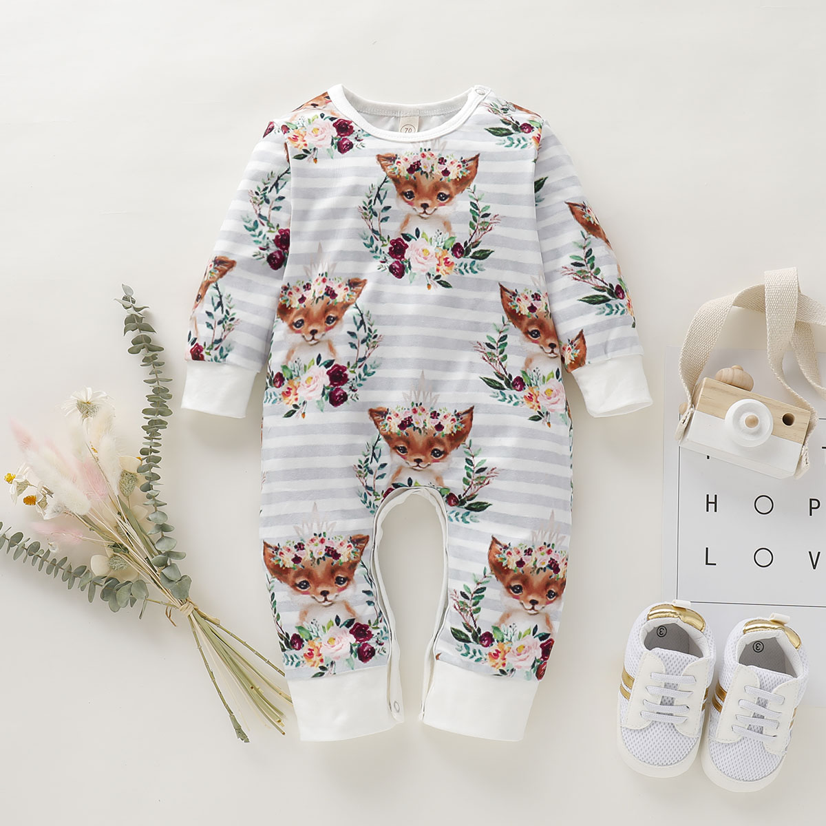 

Baby Boy / Girl Cute Fox and Floral Allover Long-sleeve Jumpsuit