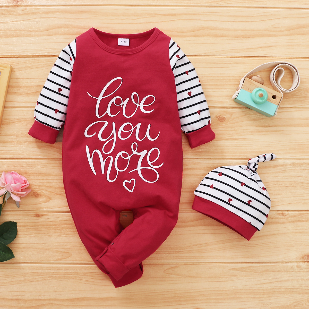 

Baby LOVE YOU MORE Letter Striped Jumpsuit