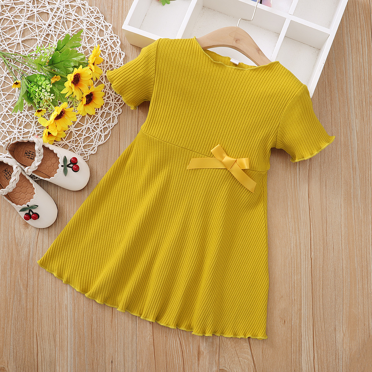 

Baby / Toddler Bowknot Solid Yellow Dress