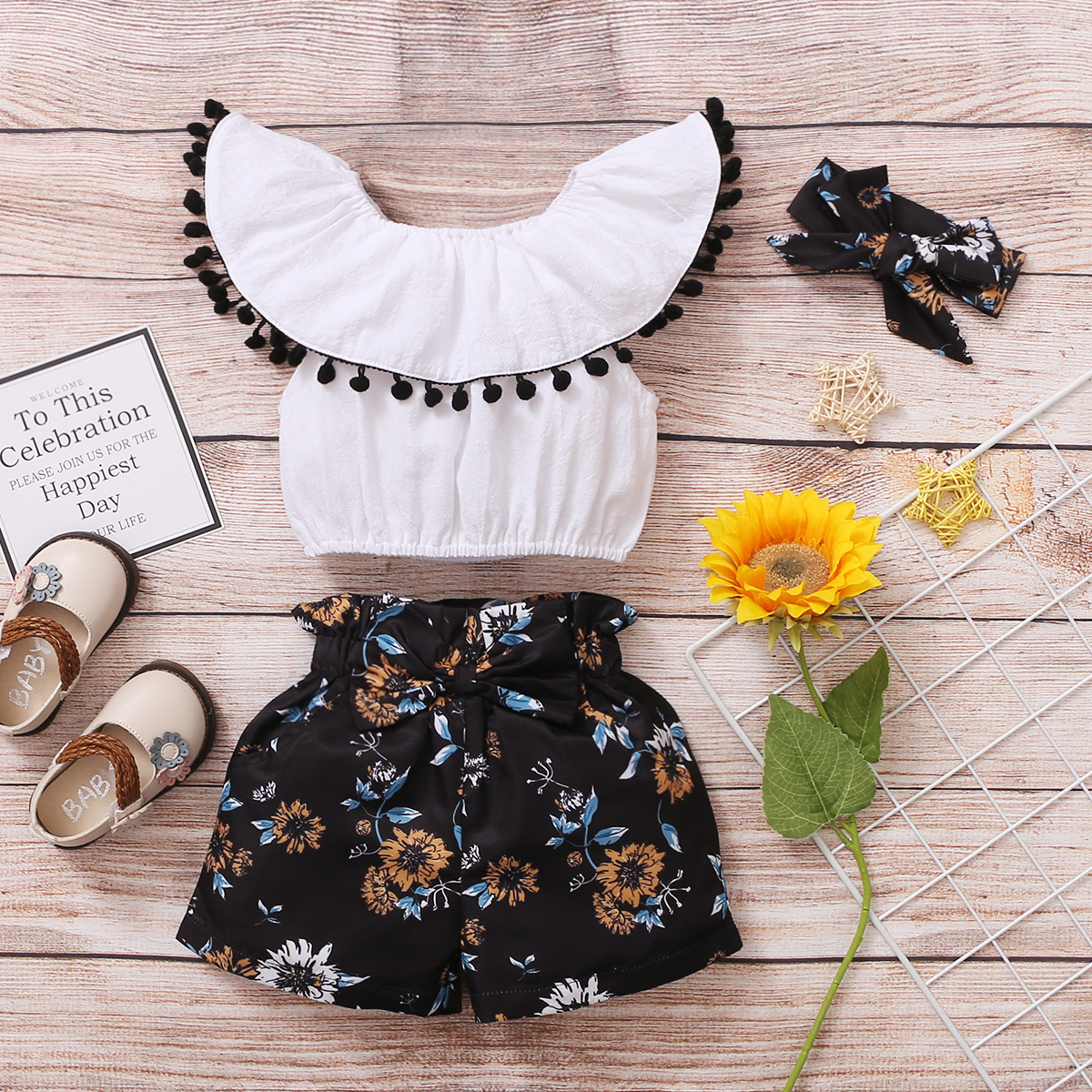 

3pcs Floral Print Flounce and Pompon Decor Flutter-sleeve Baby Set