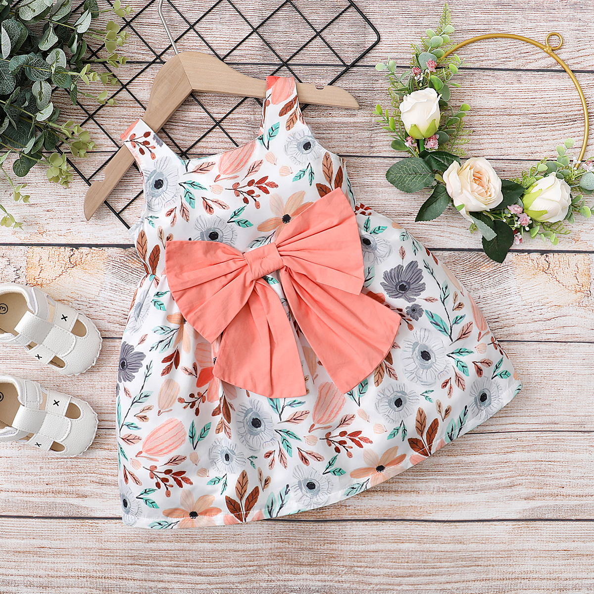 

Floral Print Bow Decor Sleeveless Pink Baby Dress