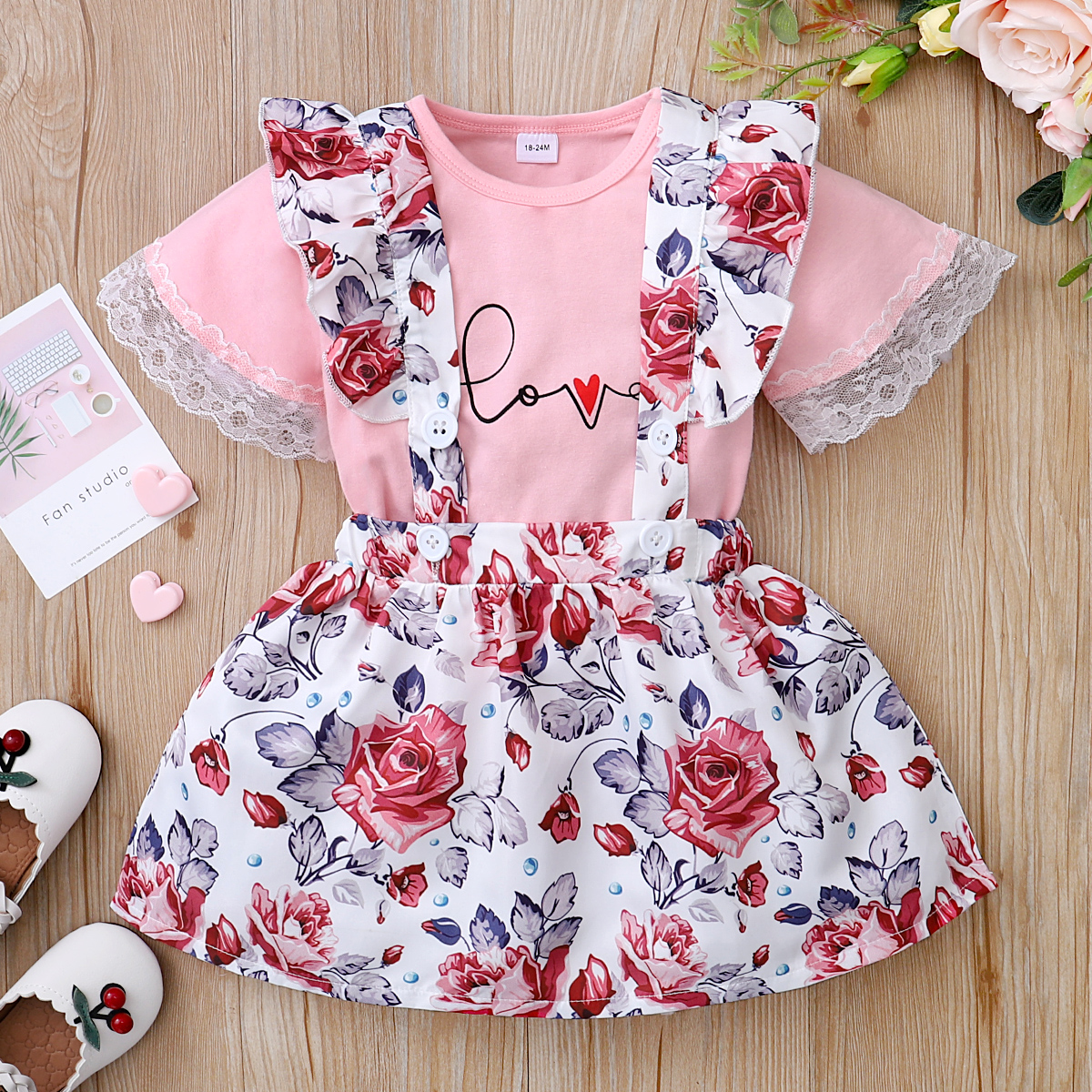 

2-piece Baby / Toddler Letter Pink Short-sleeve and Print Suspender Shorts Set