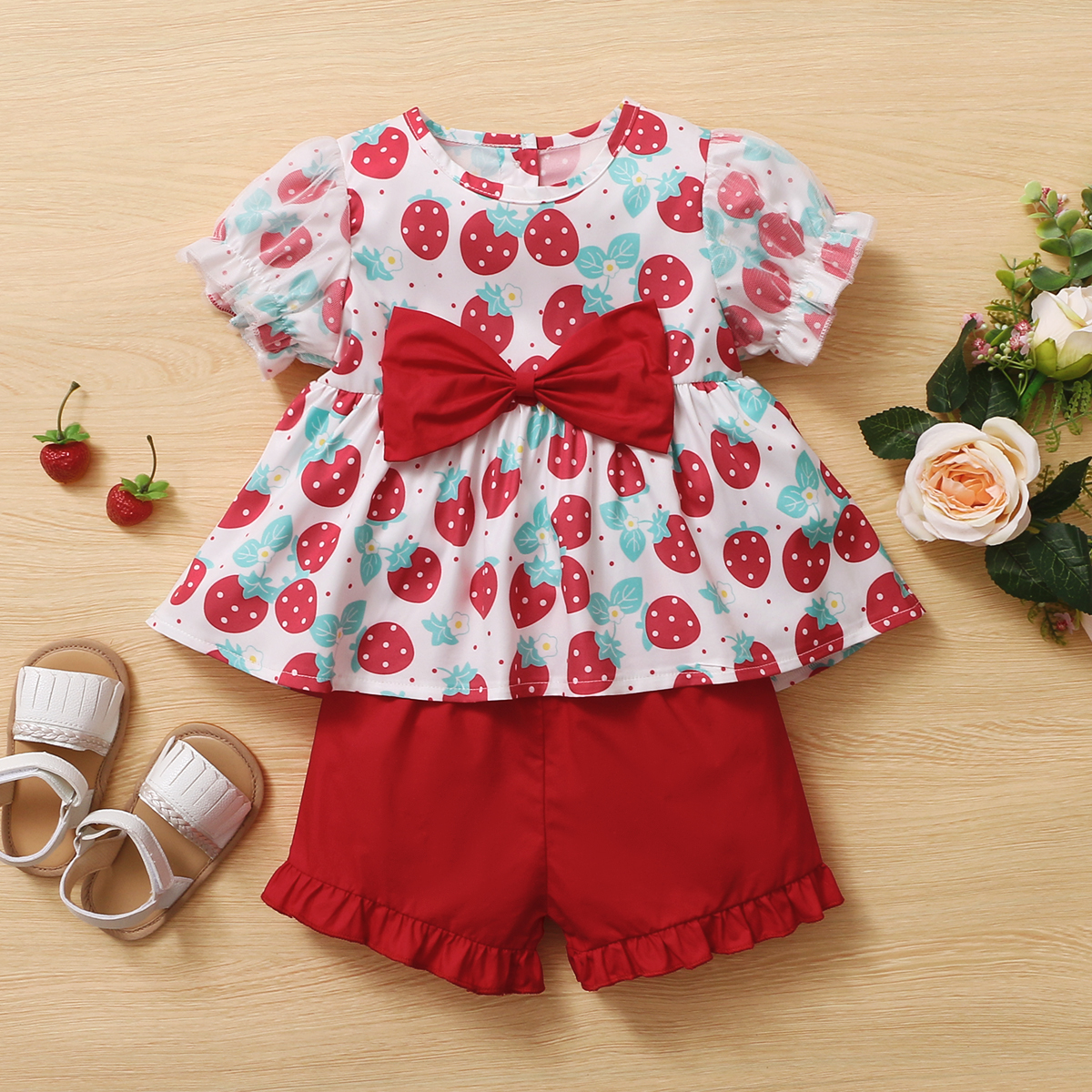 

2pcs Baby Girl Sweet Fruit Strawberry Short-sleeve Cotton Baby's Sets