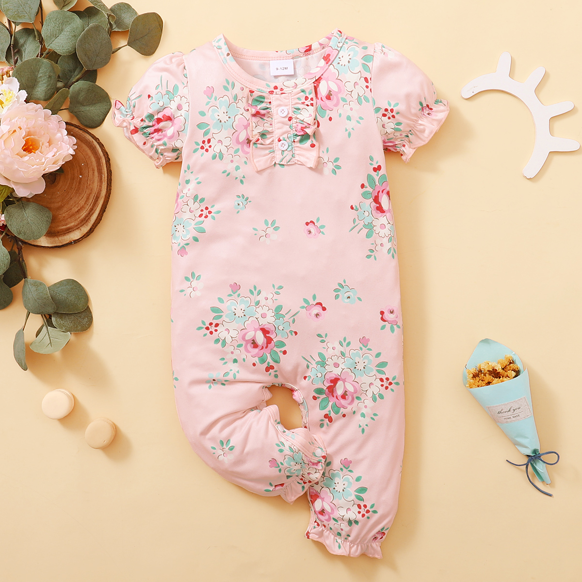 

Floral Print Short-sleeve Pink Baby Jumpsuit