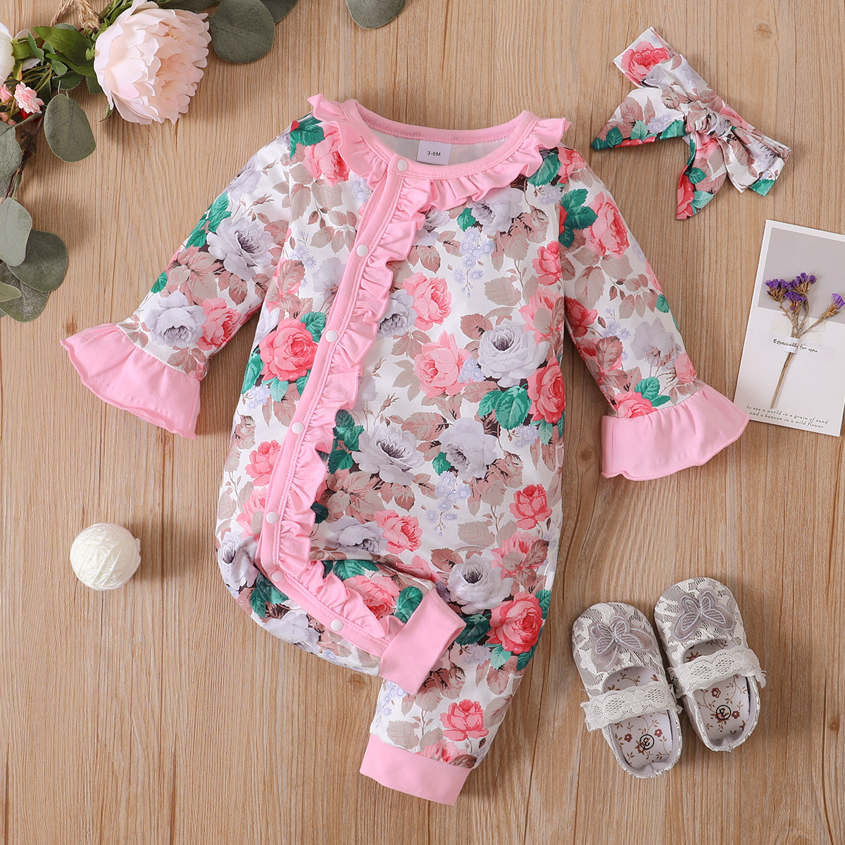 

2pcs Floral Allover Ruffle Decor Long-sleeve Pink Baby Set