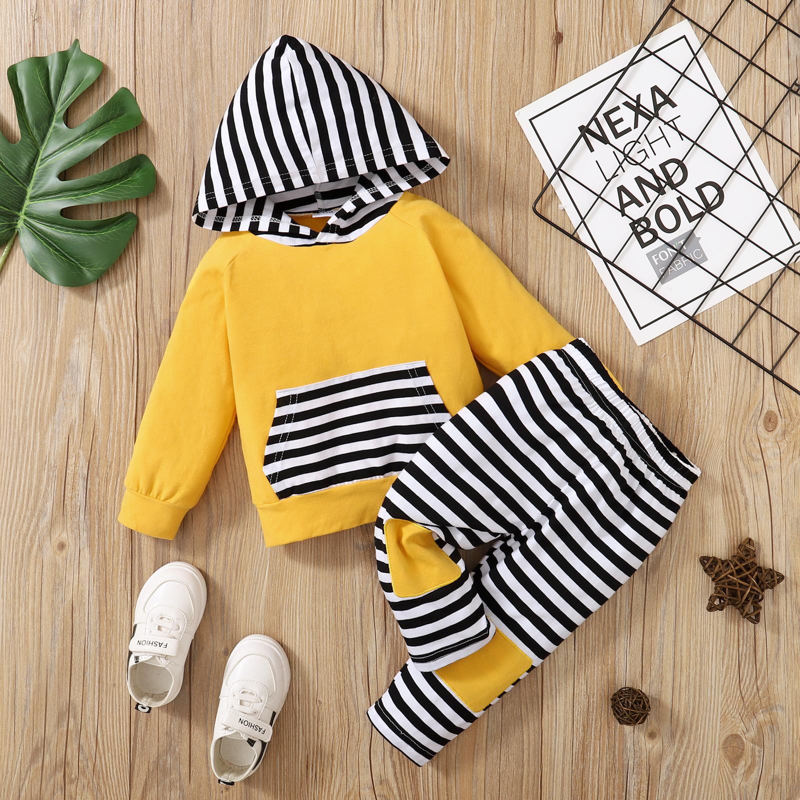 

2pcs Baby Striped Splicing Yellow Cotton Long-sleeve Hoodie and Trousers Set