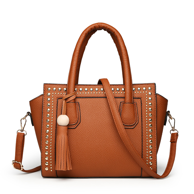 

Retro Tasseled Crossbody Bag