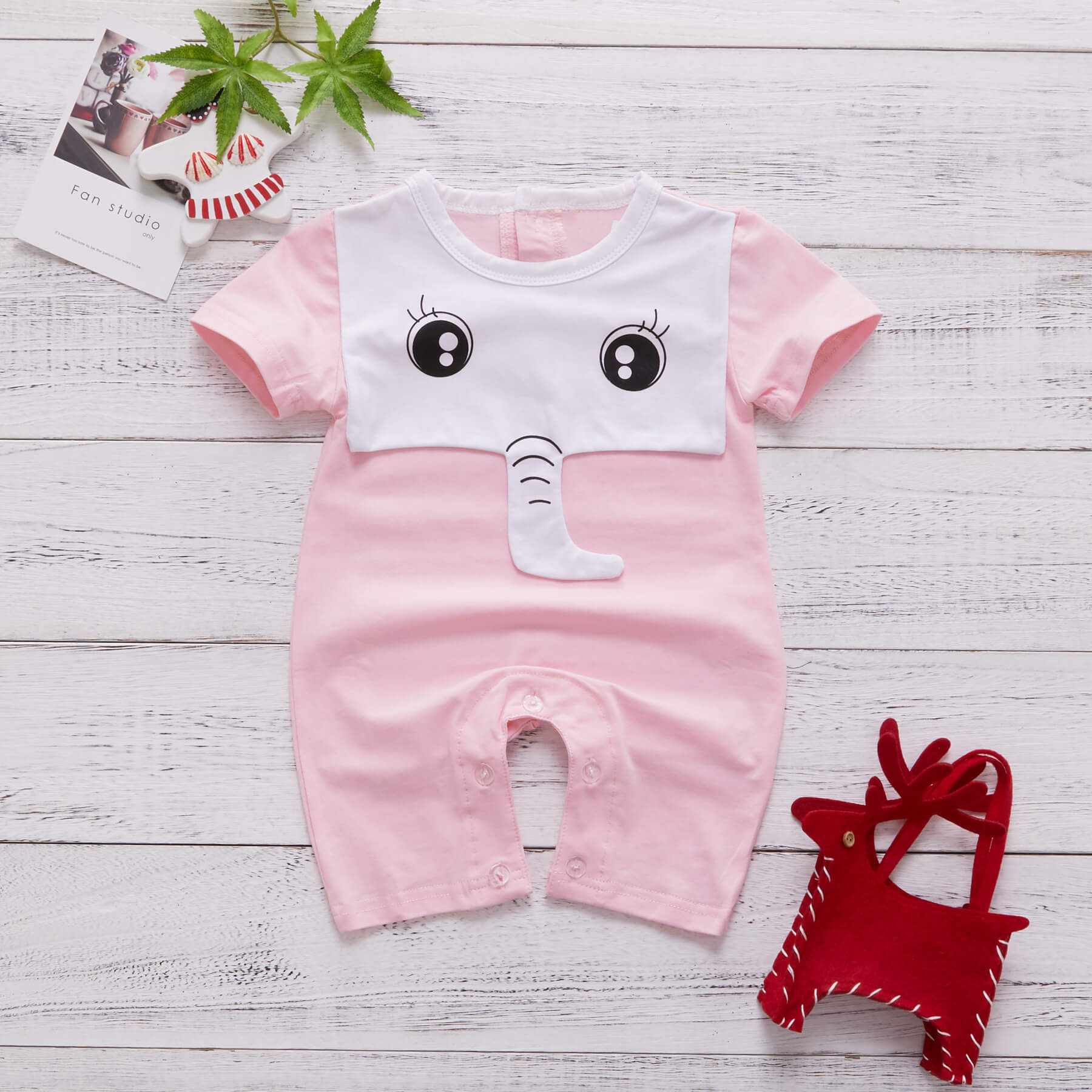 

Baby/Toddlers Elephant Pattern Newborn Bodysuit Romper