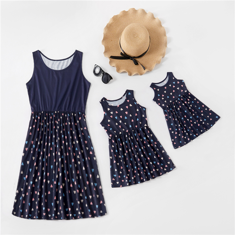 

Heart-shaped Print Tank Dresses for Mommy and Me