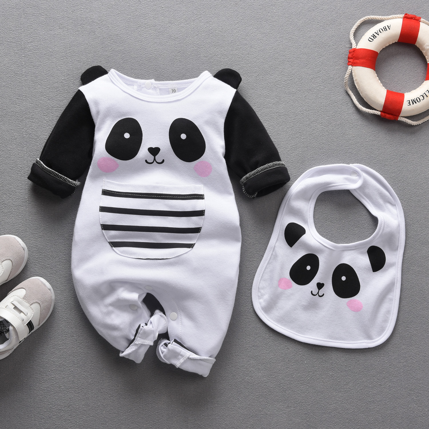 

Baby Panda Print 3D Eaes Design Long-sleeve Jumpsuit and a Bib
