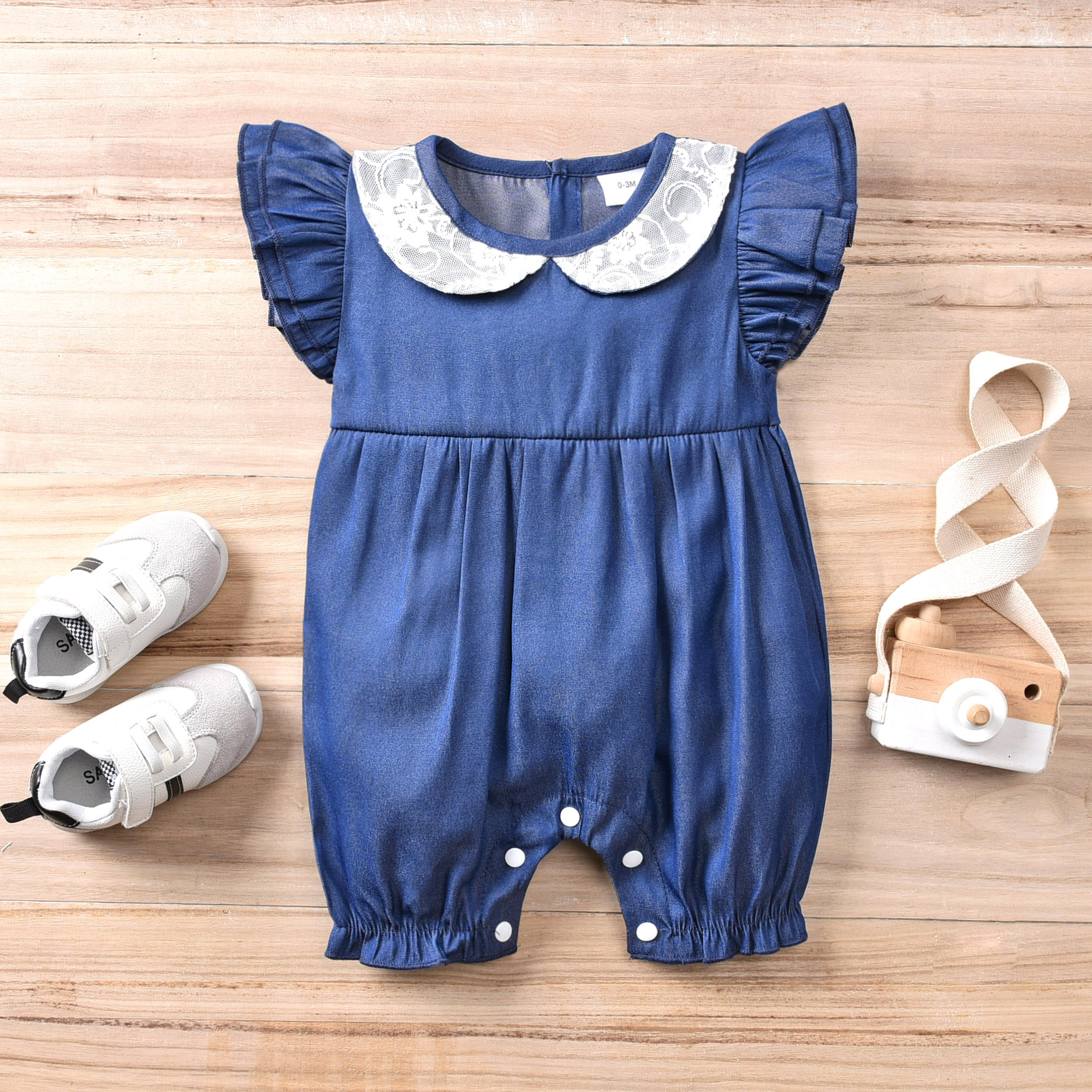 

Denim Solid Lace Doll Collar Flutter-sleeve Baby Romper