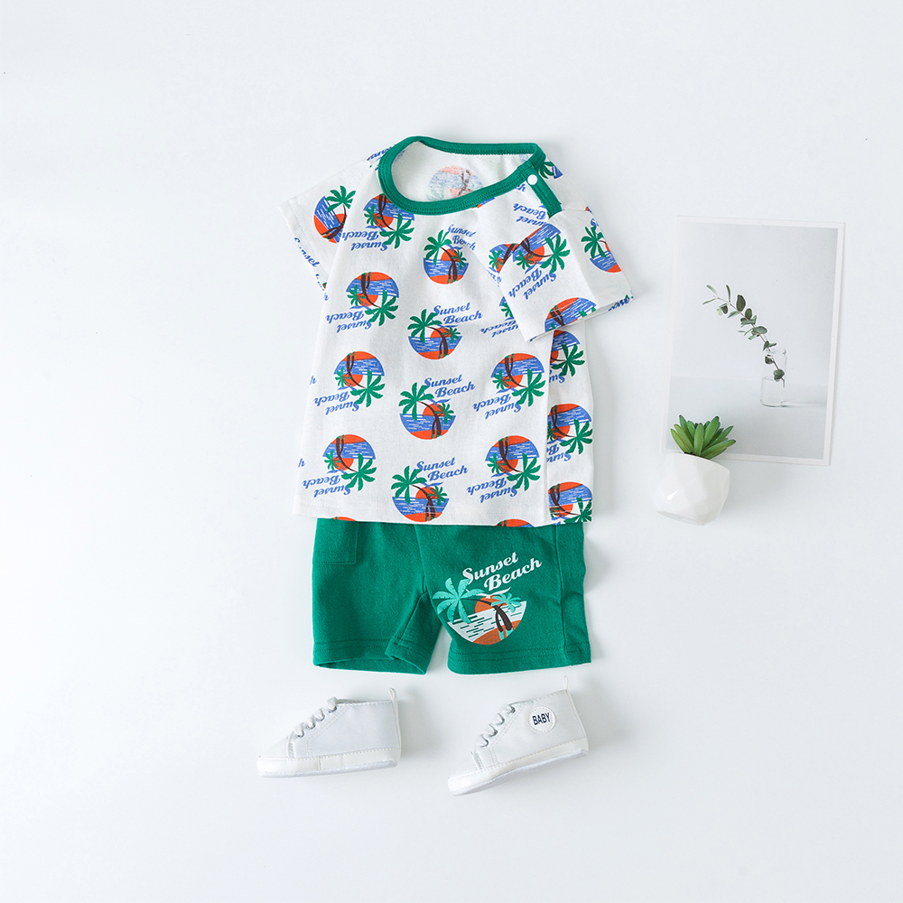 

Baby / Toddler Summer Coconut Tree Beach Print and Shorts Set