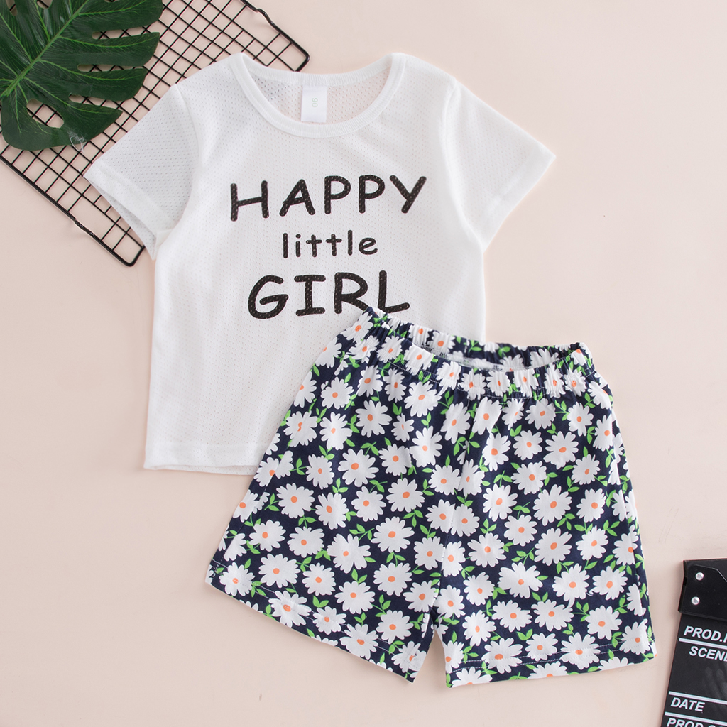 

Baby / Toddler HAPPY LITTLE GIRL Print Tee and Floral Shorts Set