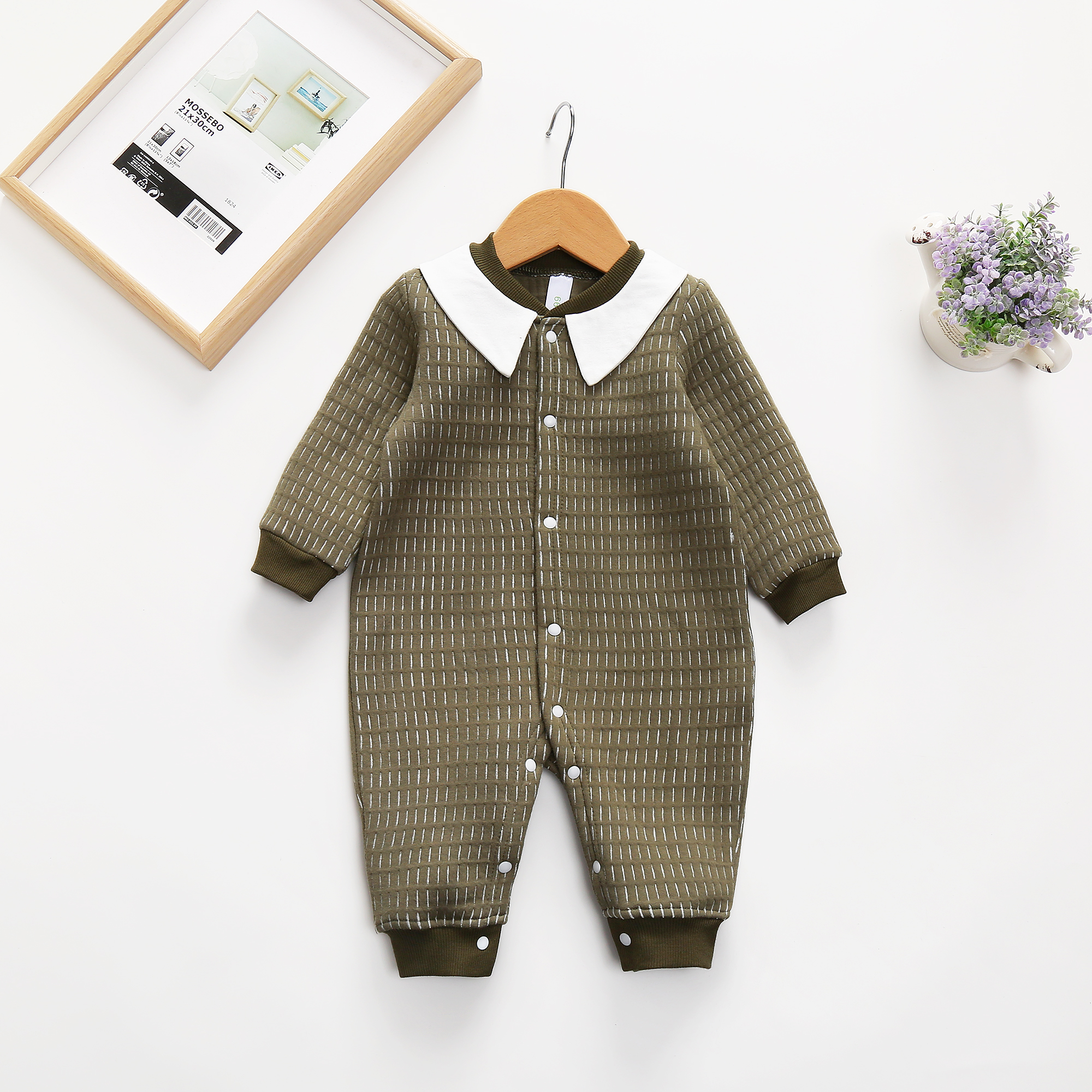 

Baby Solid Plaid Style Polo Collar Long-sleeve Jumpsuit