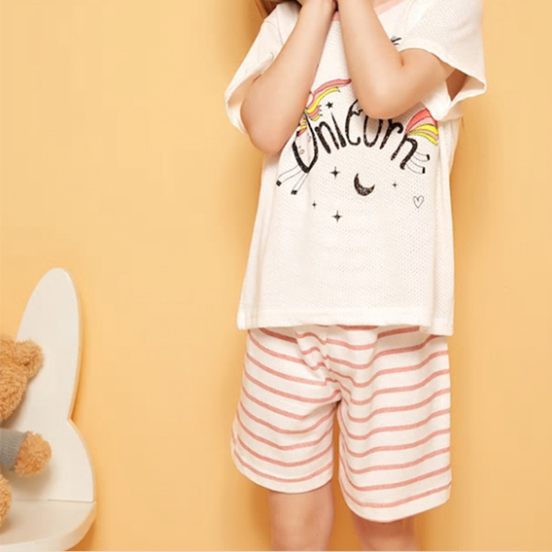 

2-piece Baby / Toddler Print Top and Shorts Set