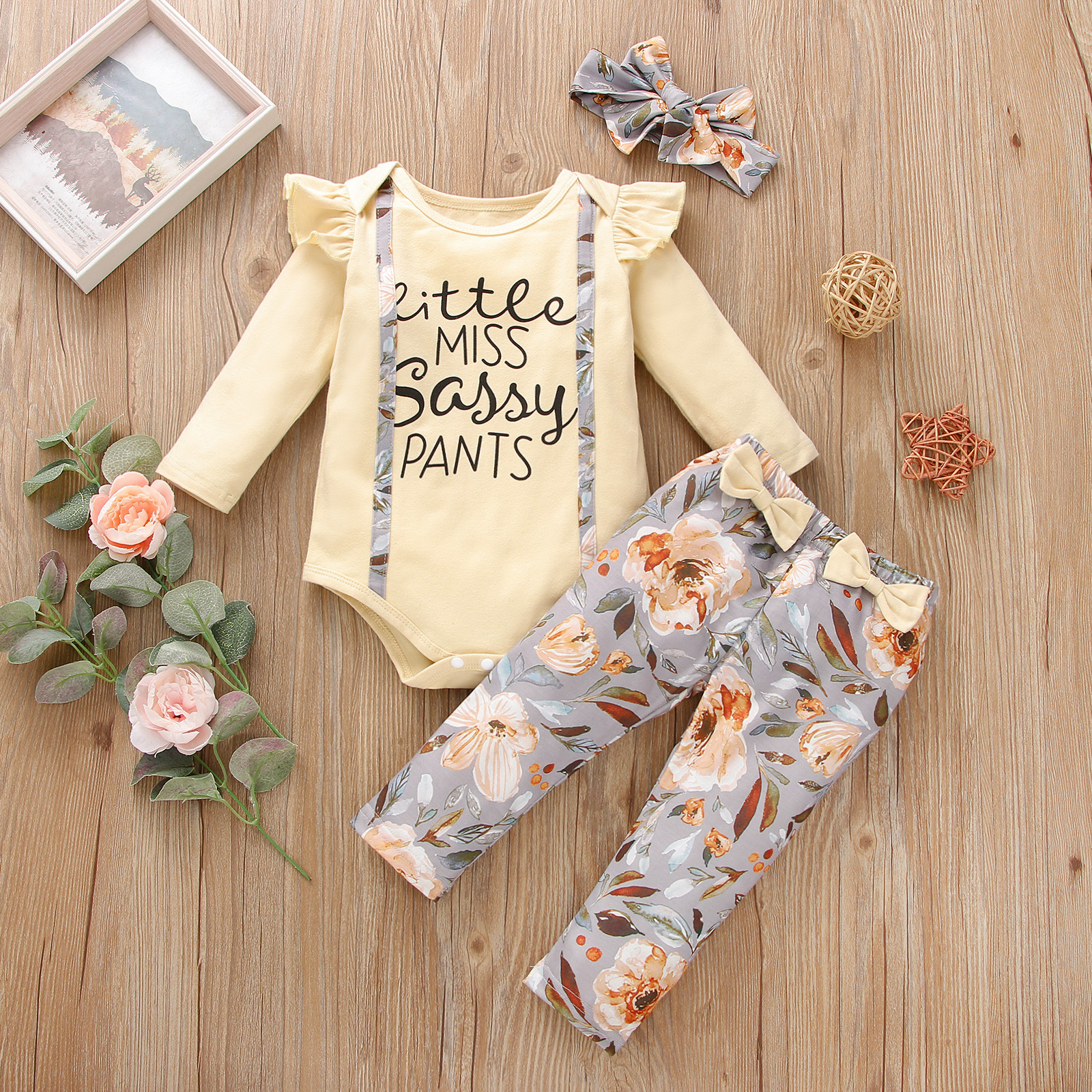 

3-piece Baby Girl 100% Cotton Letter Print Ruffled Long-sleeve Romper, Bowknot Design Floral Print Pants and Headband Set
