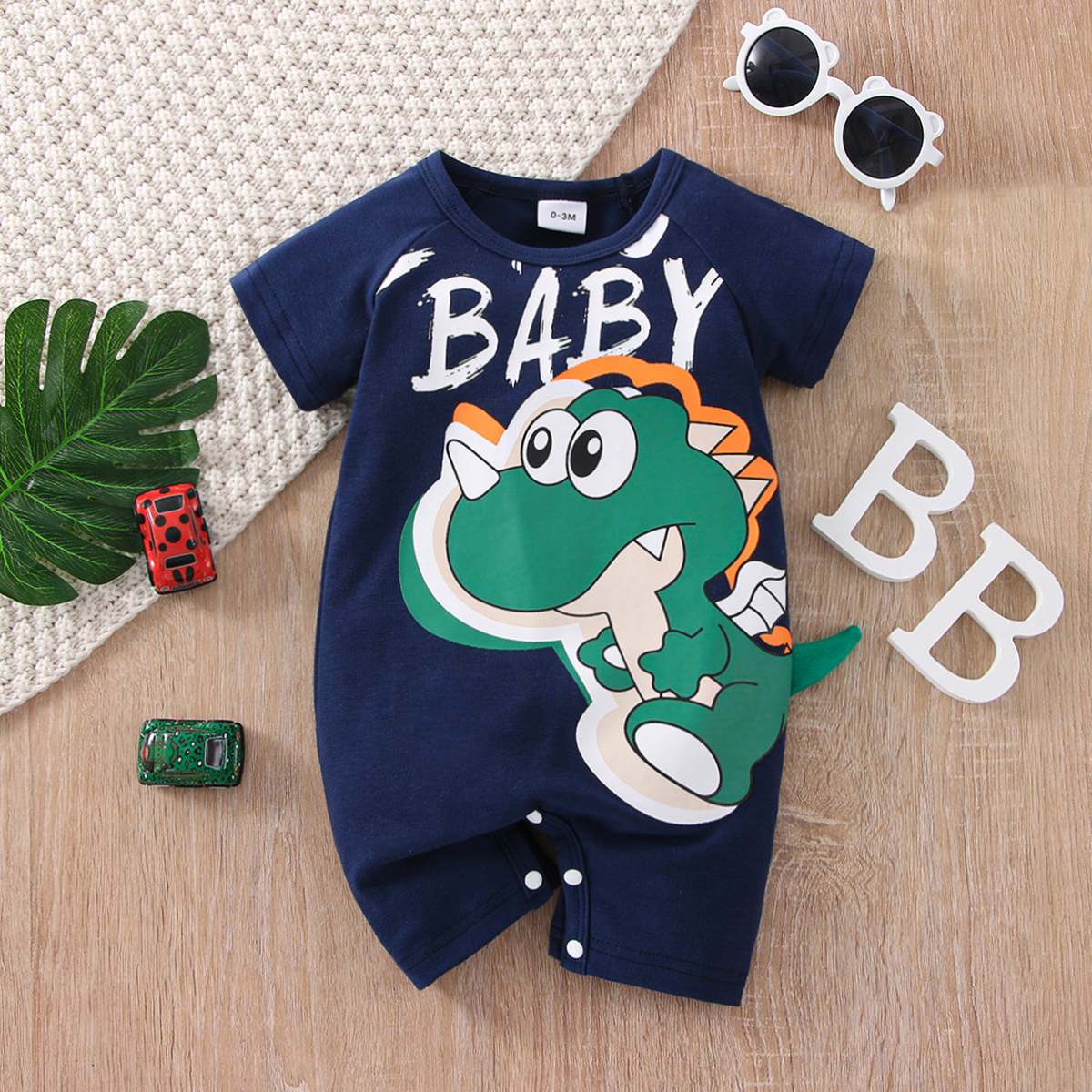 

Baby Boy 95% Cotton Short-sleeve Dinosaur & Letter Print Romper