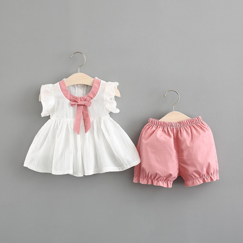 

Baby Girl Bow Decor Flutter-sleeve Top and Solid Shorts Set