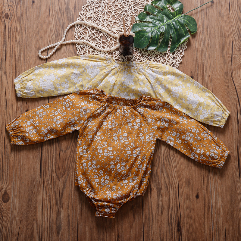 

Trendy Floral Print Puff-sleeve Baby Girls Bodysuit Romper