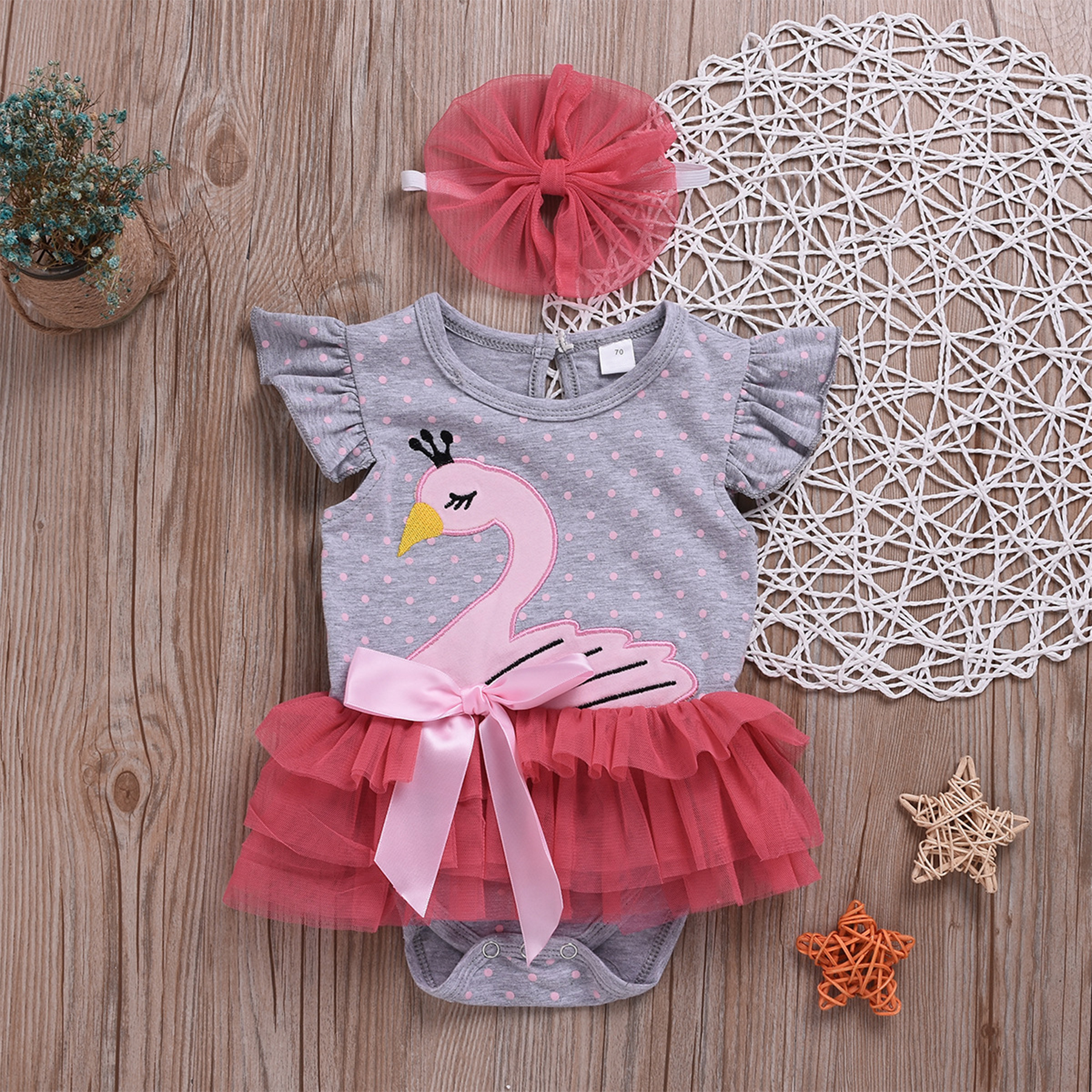 

2-piece Swan Design Tulle Bodysuit and Headband for Baby Girl