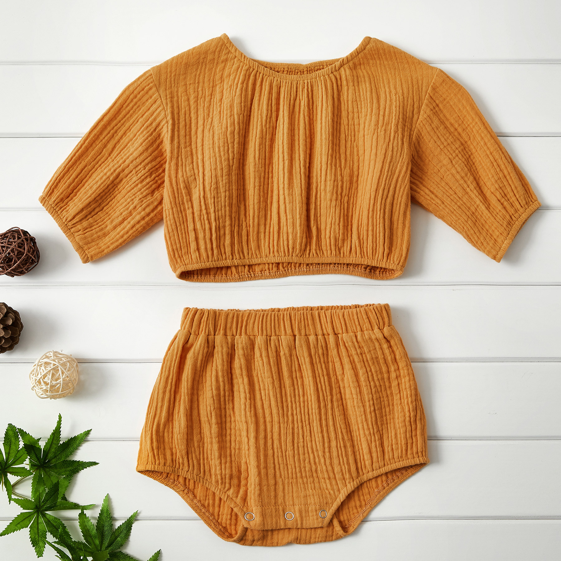 

Baby Girl Stylish Solid Long-sleeve Top and Shorts Set