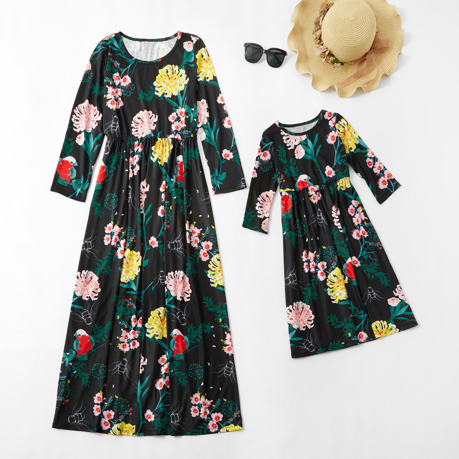 

Printed Long-sleeve Matching Dresses
