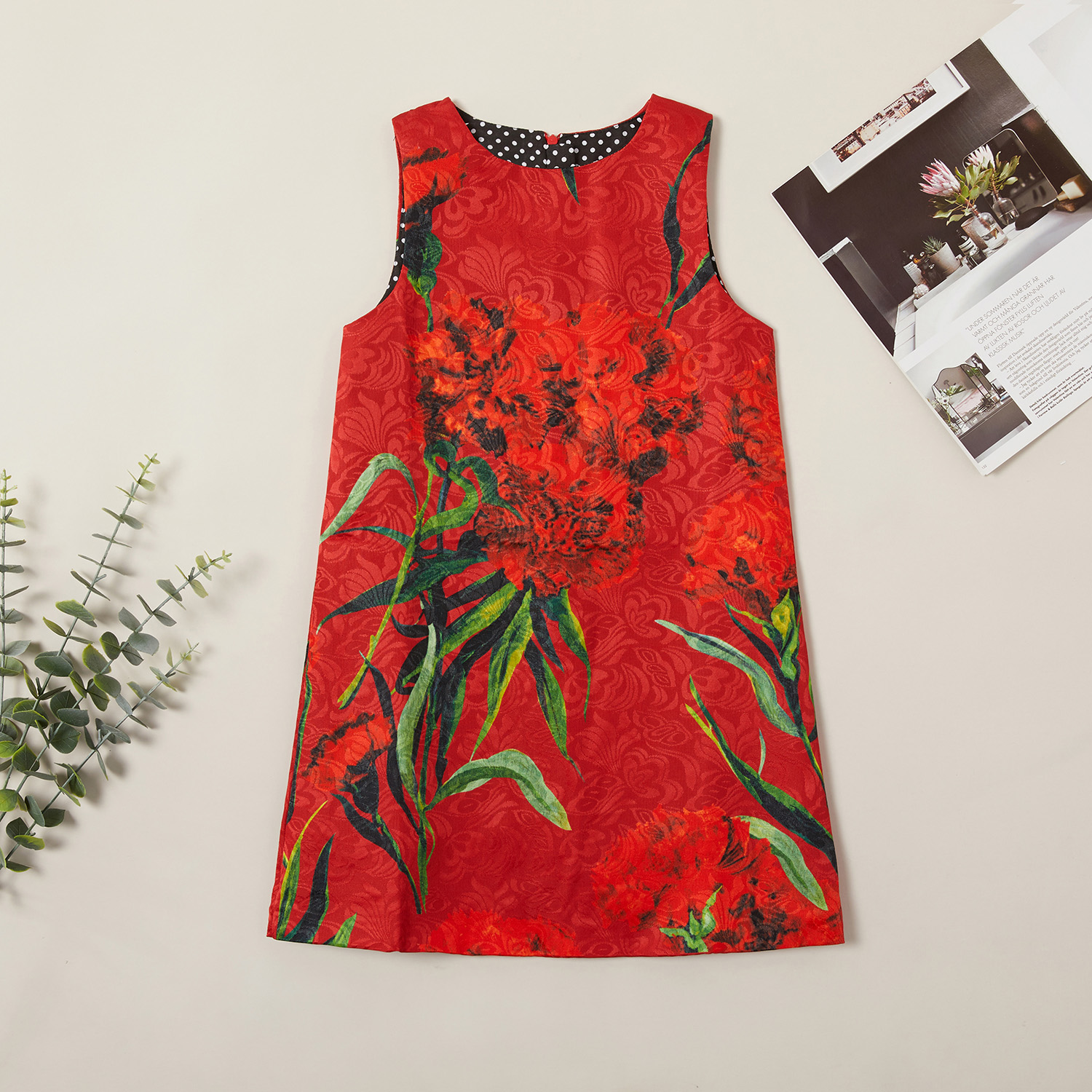 

Elegant Flower Sleeveless Dress
