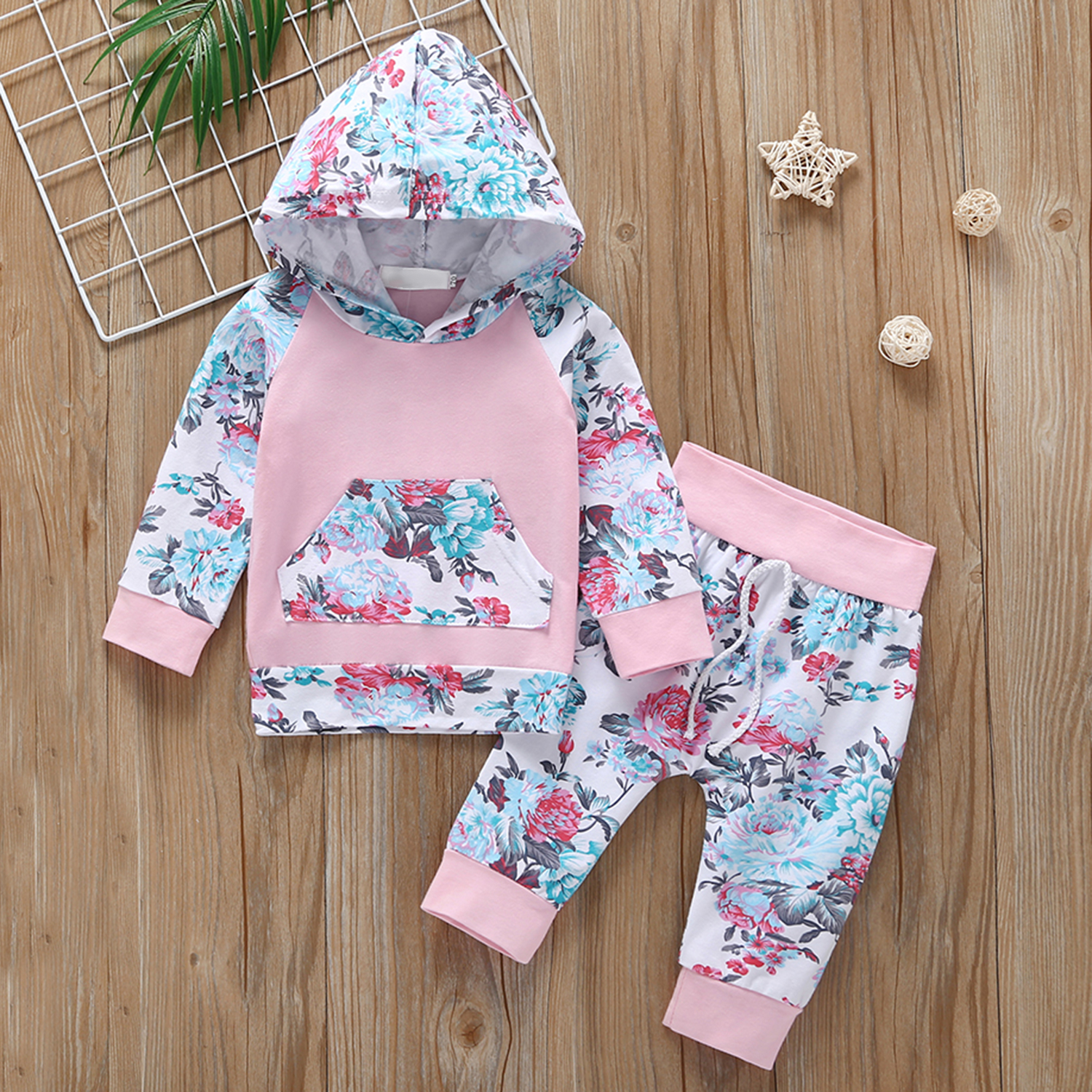 

Baby Girl Beautiful Floral Pretty Hoodies and Pants Set