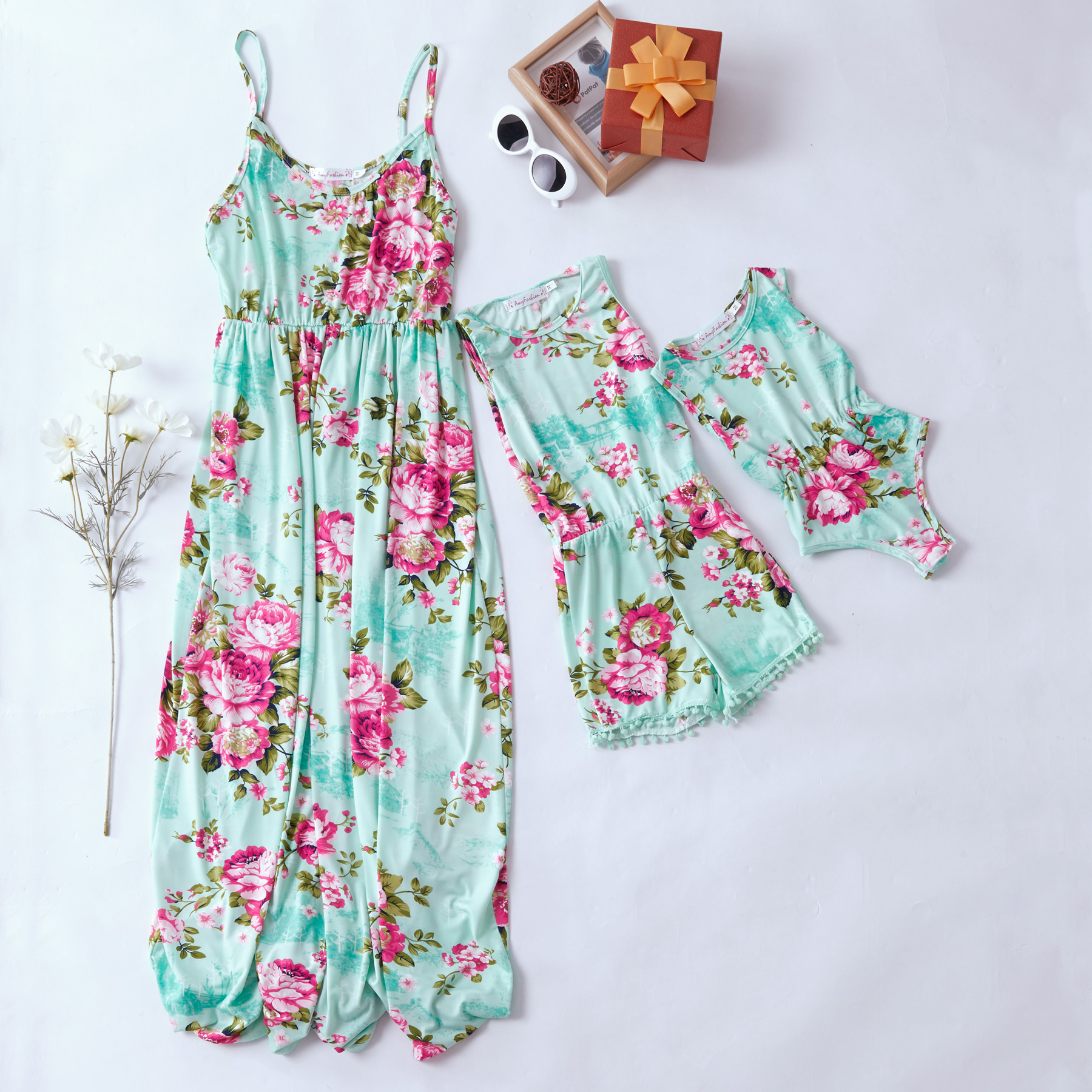 

2019 New Mommy and Me Floral Pattern Tank Dresses Rompers