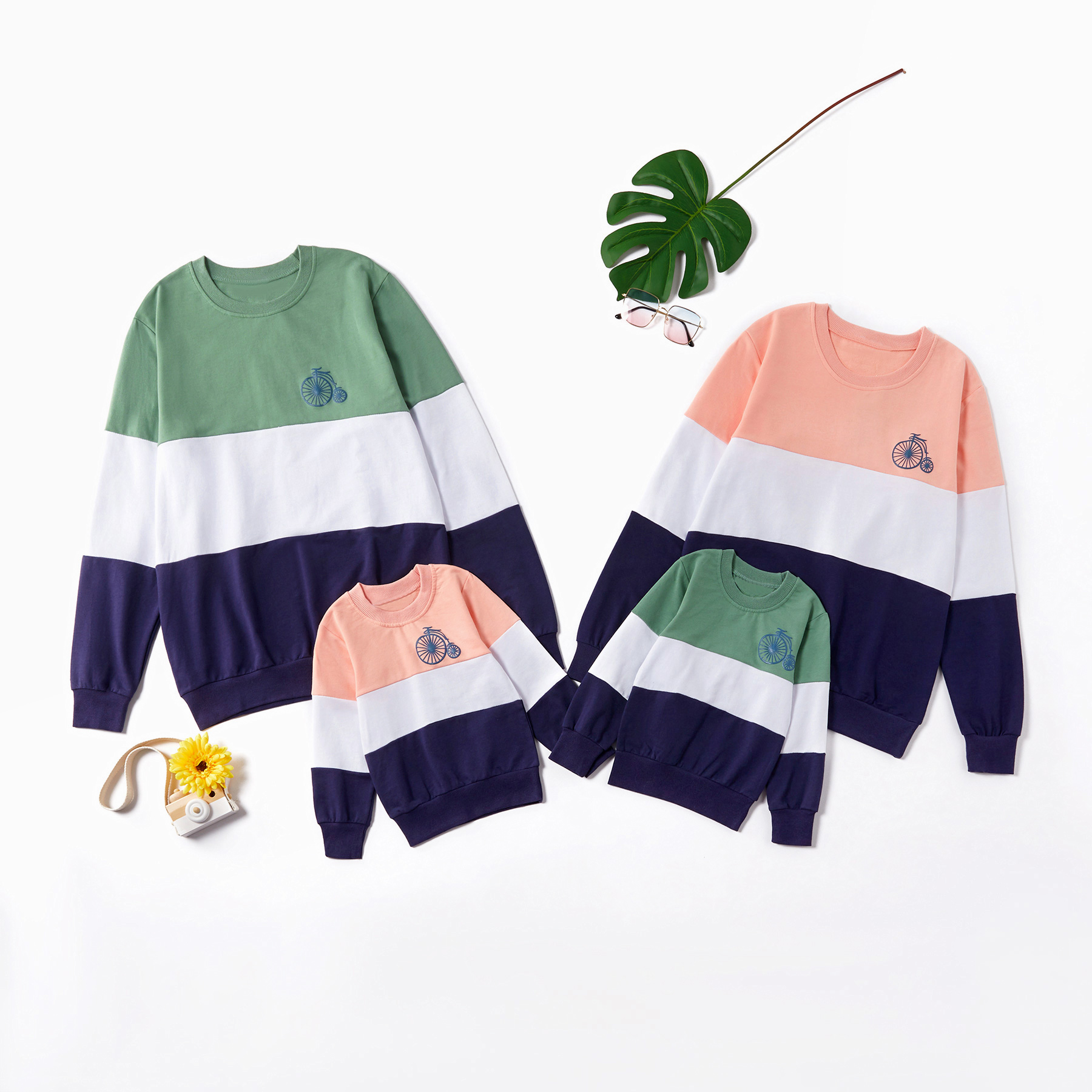 

Casual Color Stripe Wheel Pattern Family Matching Sweatshirts