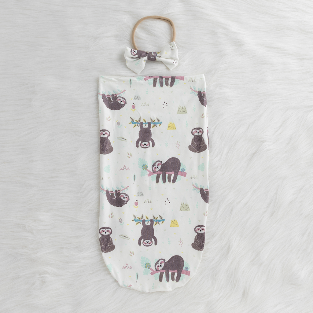 

Kangaroo Print Sleeping Bag and Headband Set
