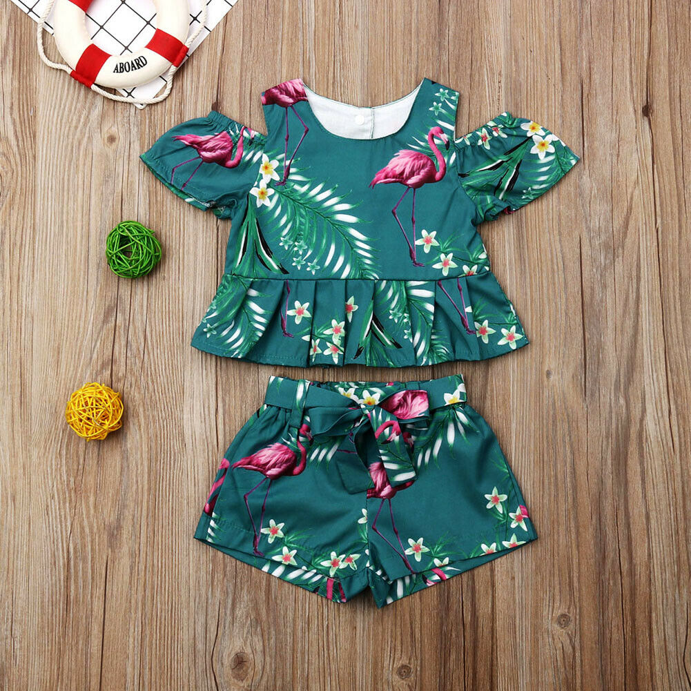 

Off Shoulder Flamingo Print Top and Shorts Set