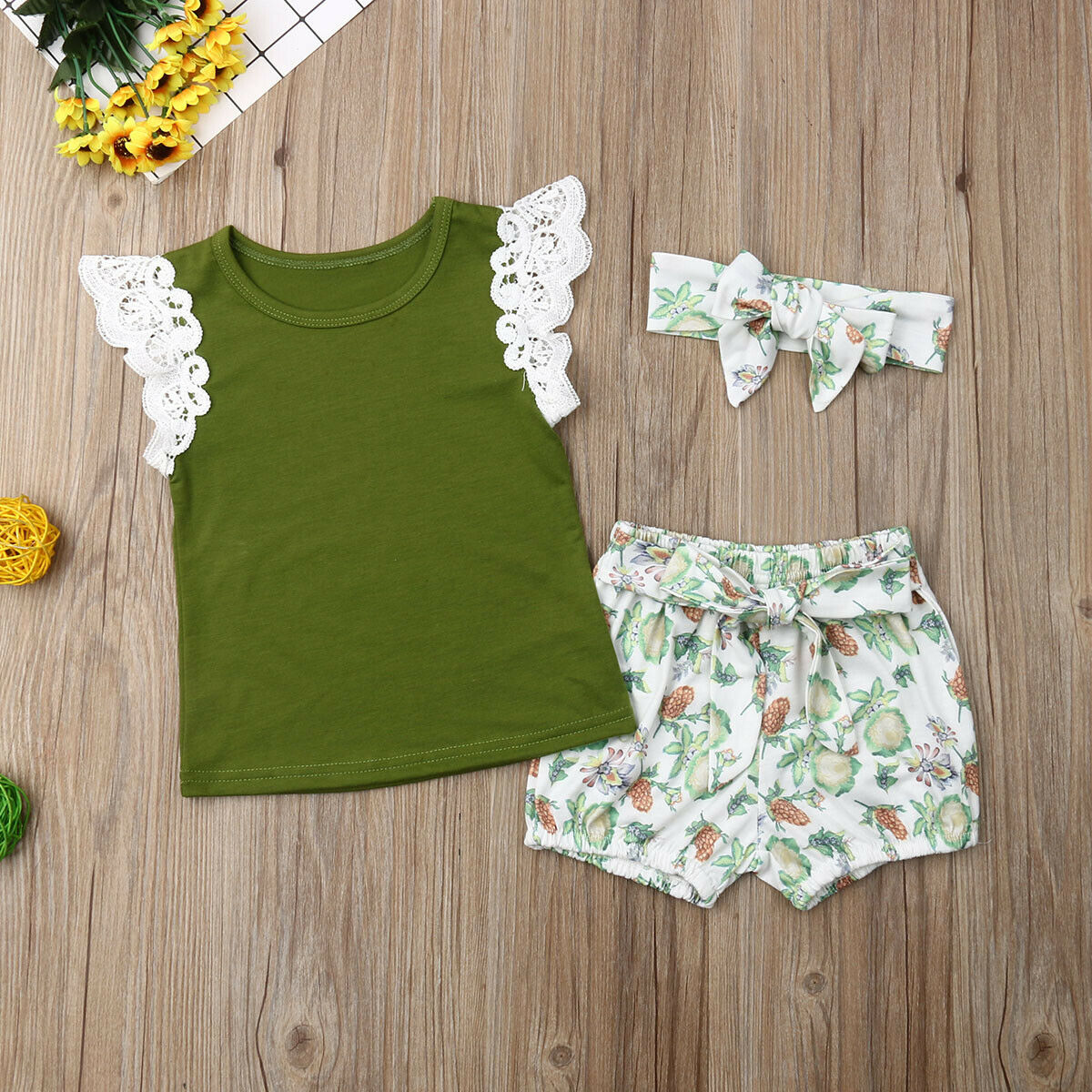 

Ruffle-sleeve Top and Floral Shorts Headband Set