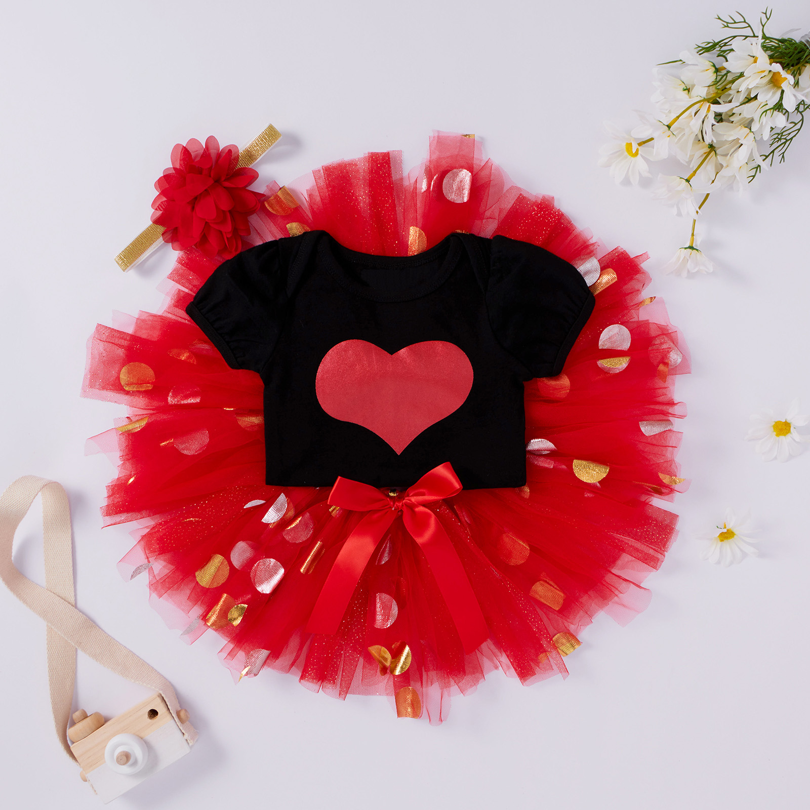 

3pcs Short-sleeve Baby Girl Heart-shaped Sweet Suit-dress