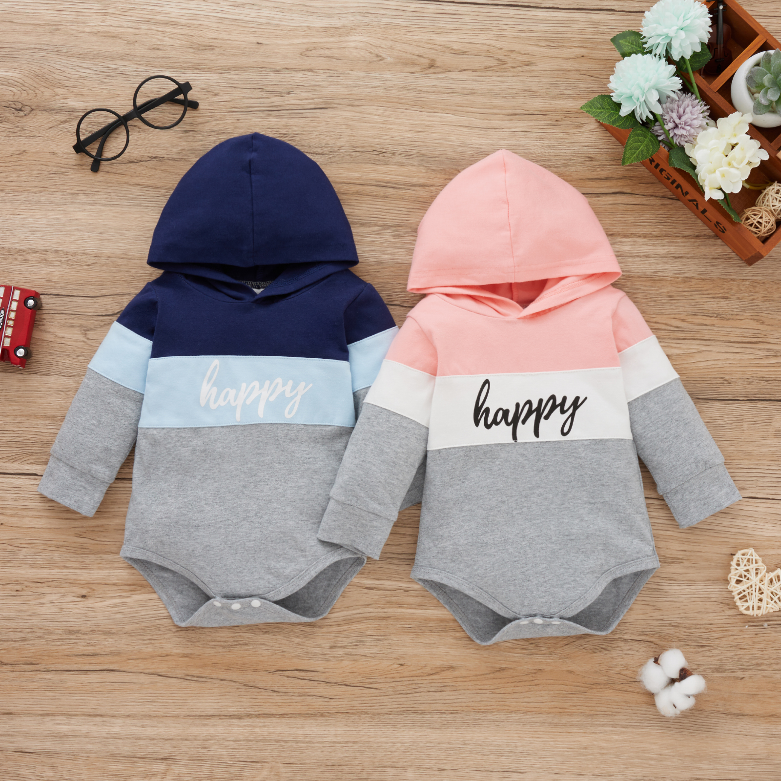 

Baby Girl/Boy Letter Print Colorblock Long-sleeve Hooded Romper