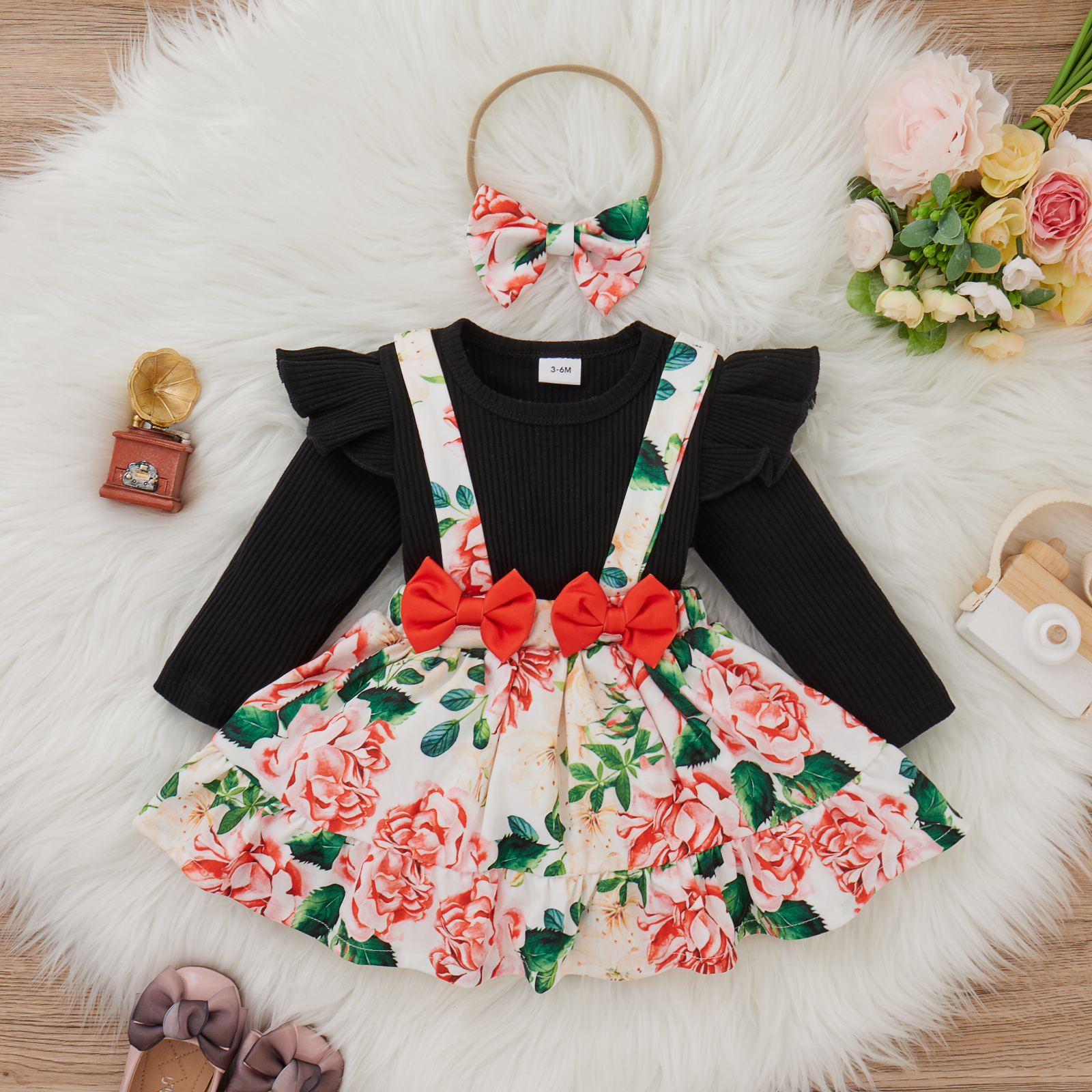 

2pcs Baby Girl Black Ribbed Ruffle Long-sleeve Splicing Floral Print Dress Set