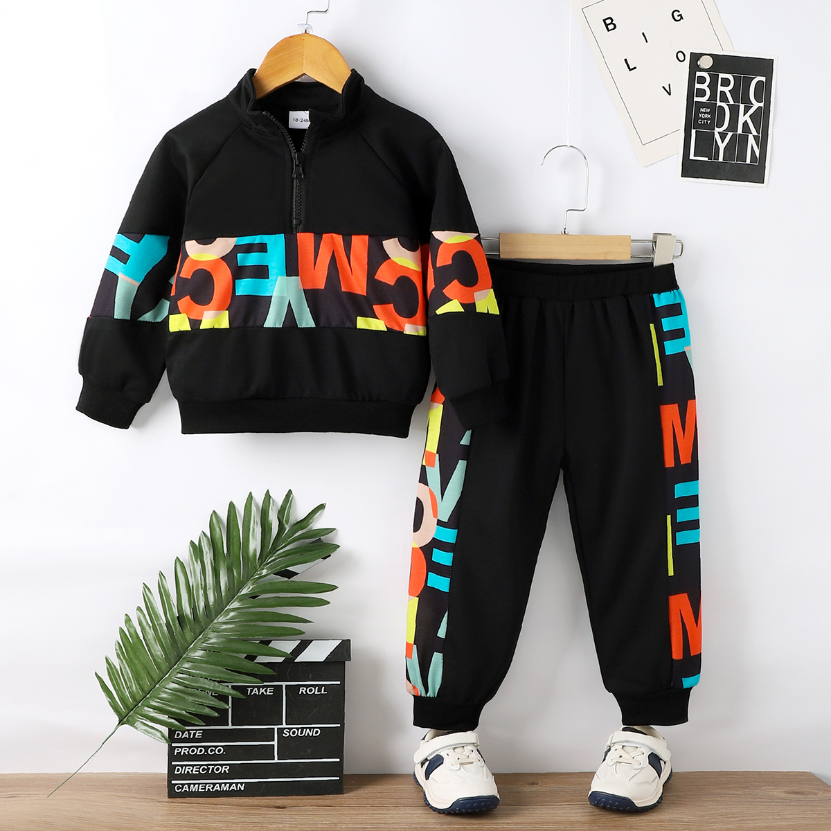 

2pcs Toddler Boy Trendy Letter Print Zipper Design Sweatshirt and Pants Set