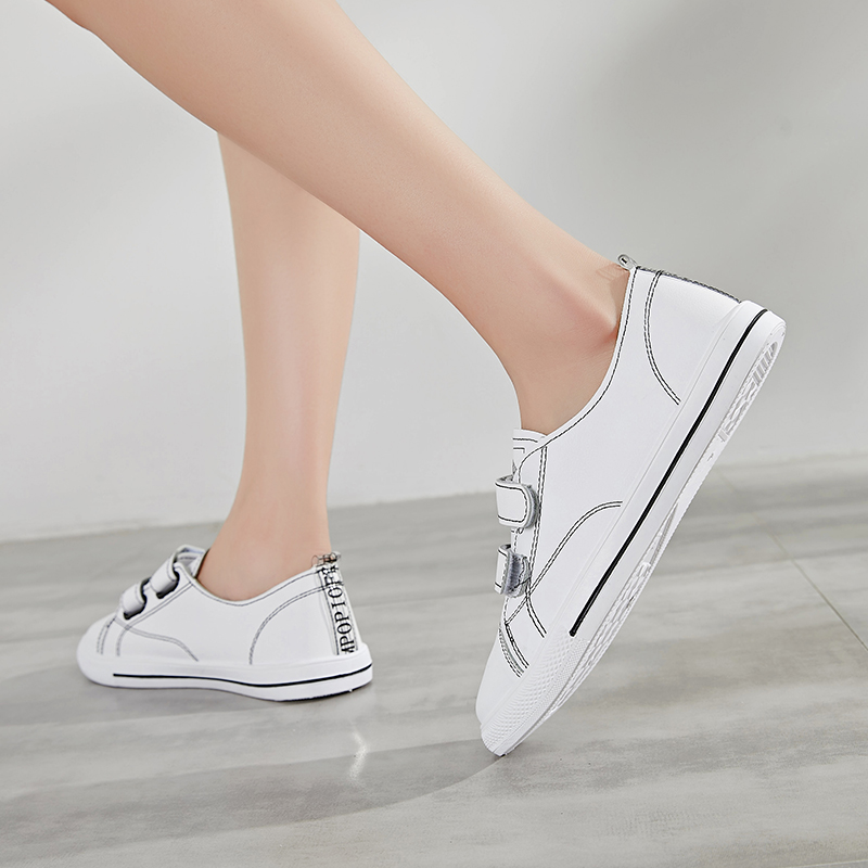 

Casual Solid Flat Shoes