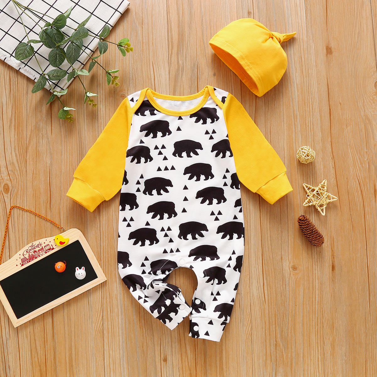 

2-piece Baby Bear Jumpsuit and Hat Set