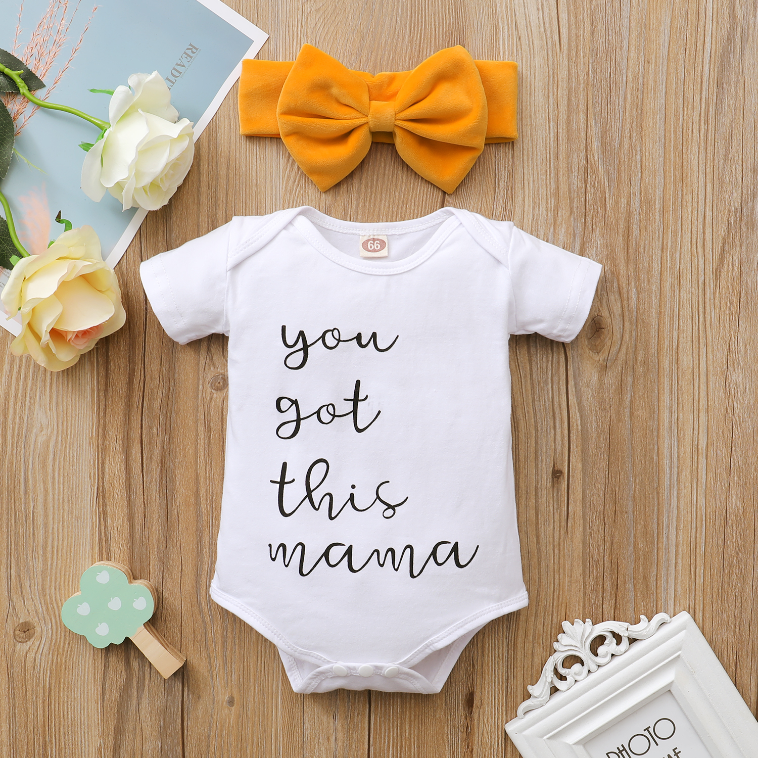 

2-Piece Baby Letter Print Short-sleeve Romper and Headband Set