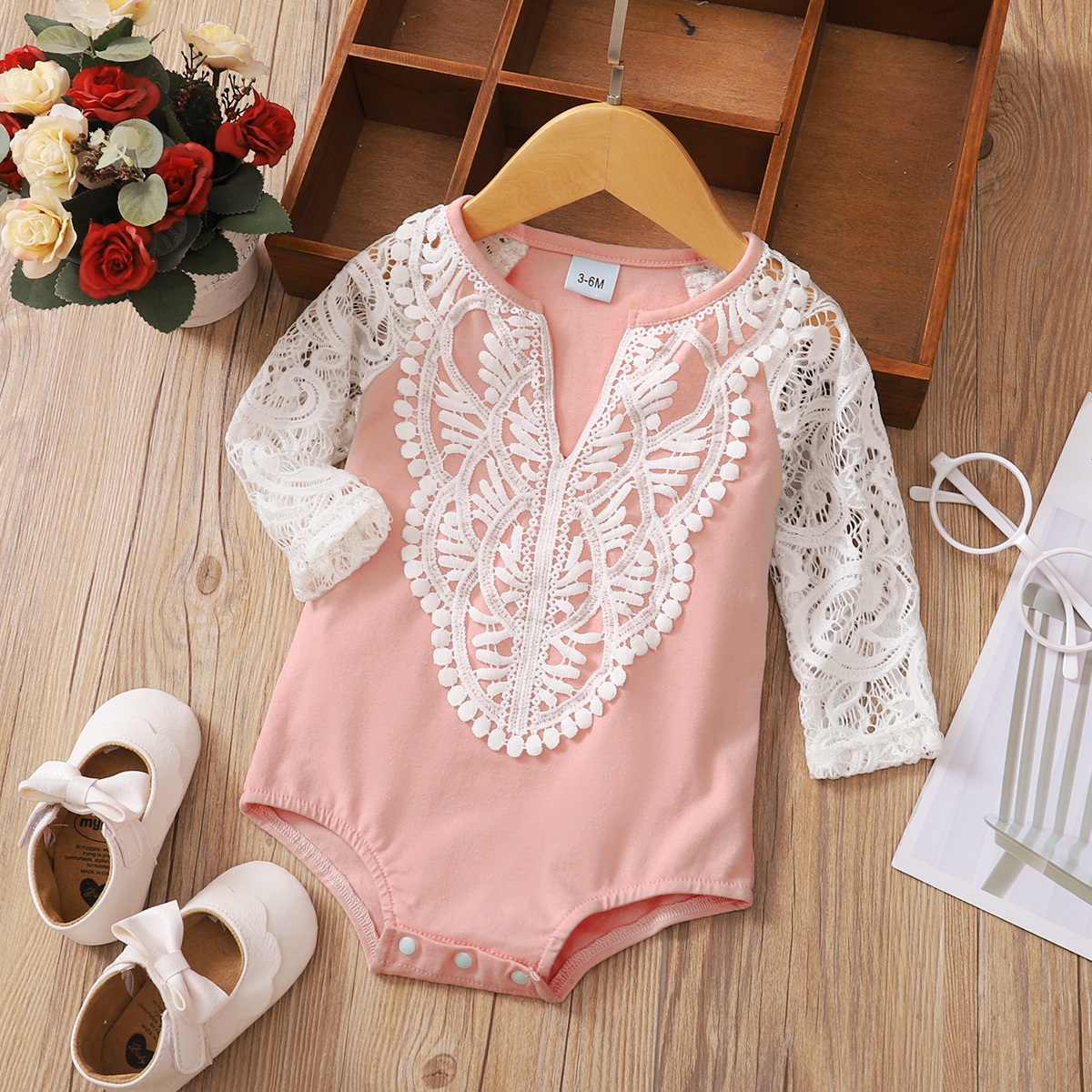 

Solid Lace Splice Long-sleeve Pink Baby Romper