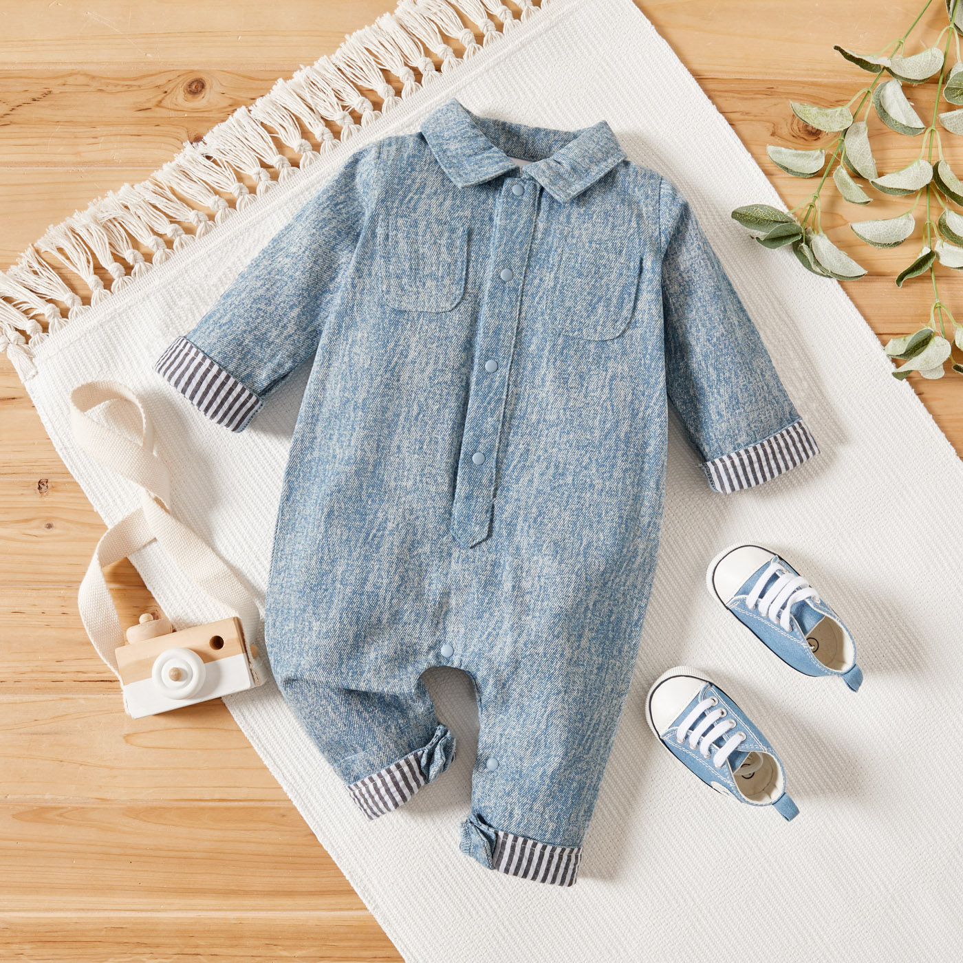 

Denim Stripe Splice Lapel Collar Long-sleeve Baby Jumpsuit