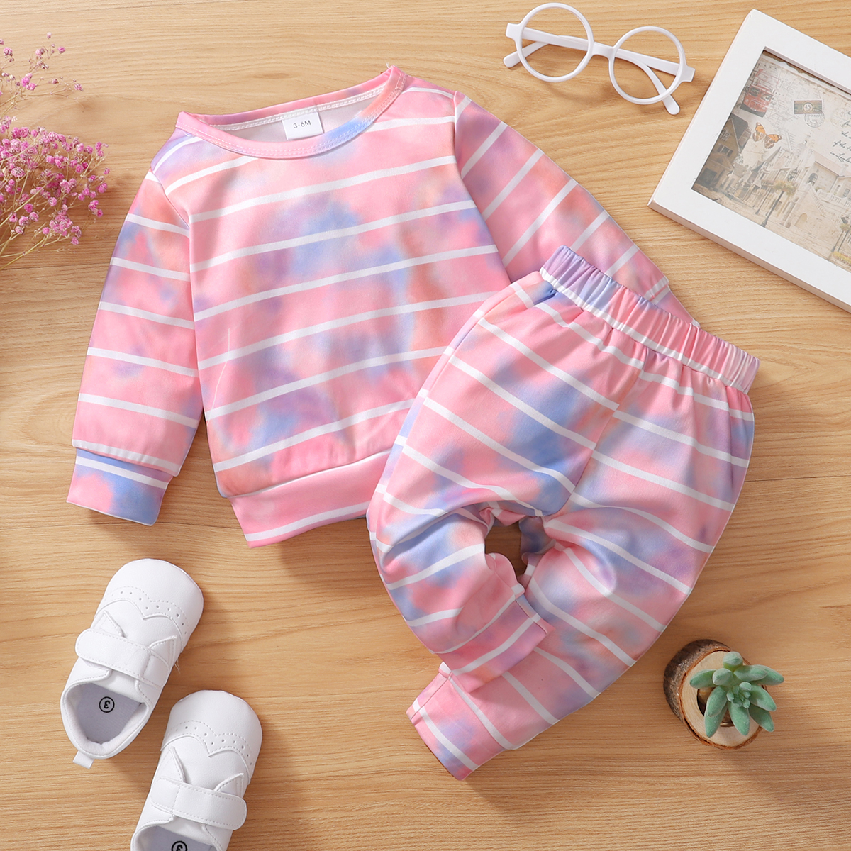 

2pcs Tie Dyed and Striped Long-sleeve Pink Baby Set