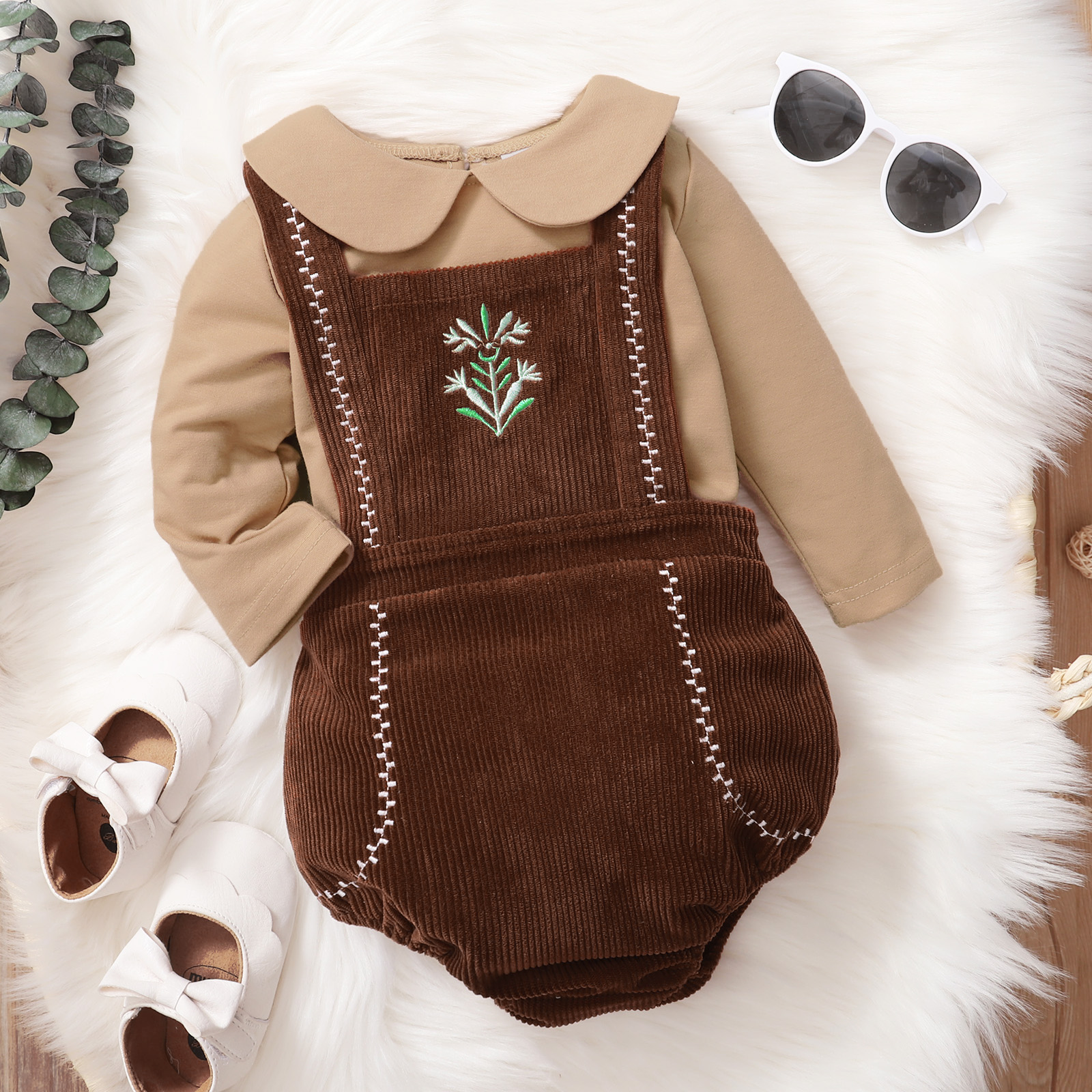 

2pcs Baby Cotton Doll Collar Long-sleeve Top and Corduroy Overalls Shorts Set