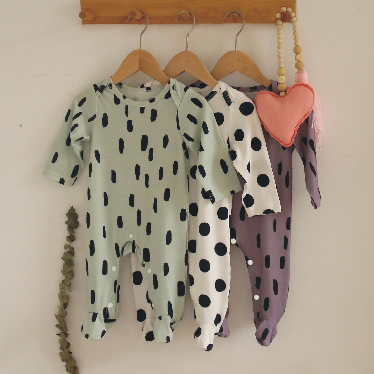 

Polka Dots Baby Long-sleeve Footed Jumpsuit