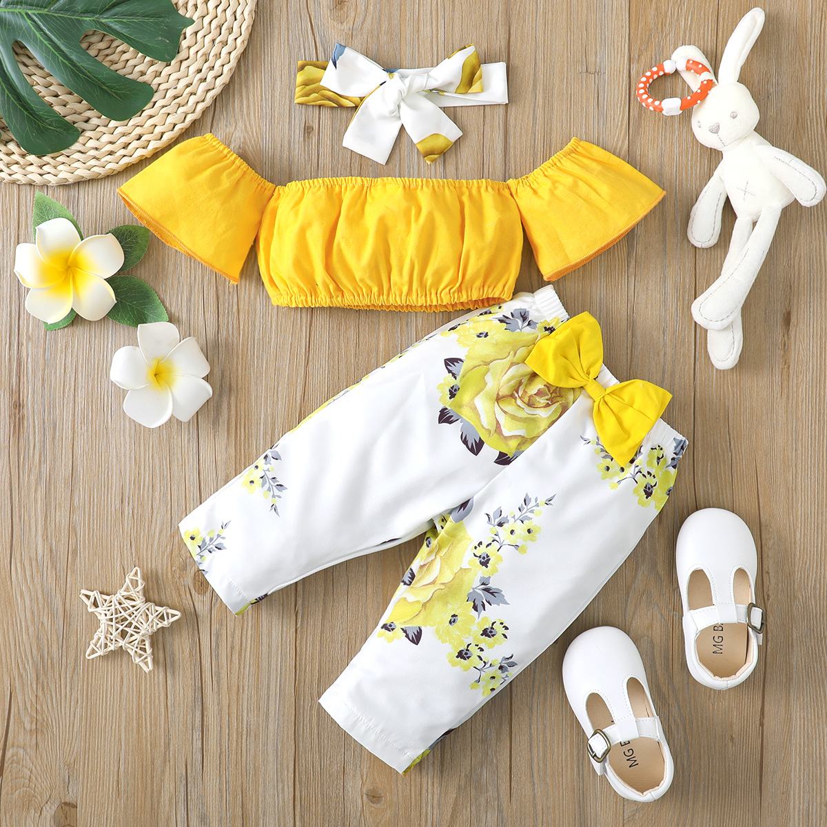 

3pcs Baby Girl Off Shoulder Short-sleeve Crop Top and Floral Print Pants with Headband Set
