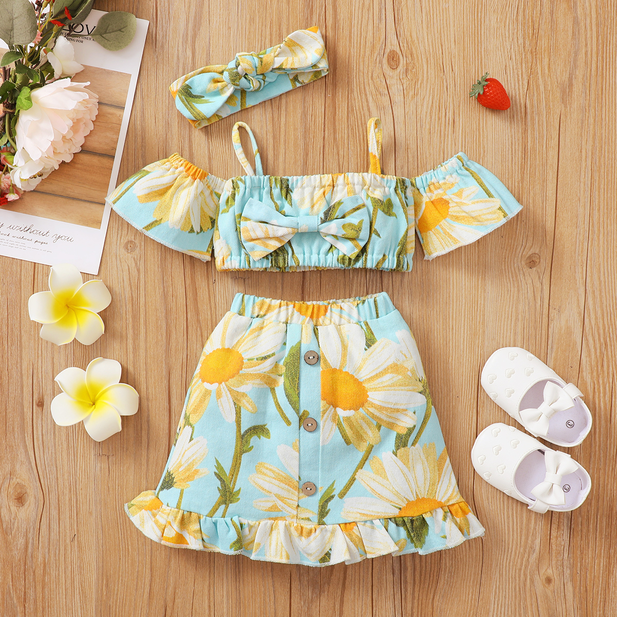 

3pcs Baby Girl Floral Print Denim Short-sleeve Spaghetti Strap Bowknot Crop Top and Ruffle Skirt with Headband Set